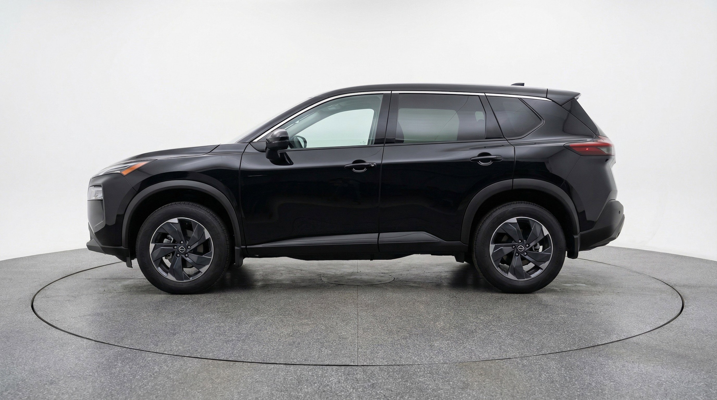 Thumbnail: 2025 Nissan Rogue - 5