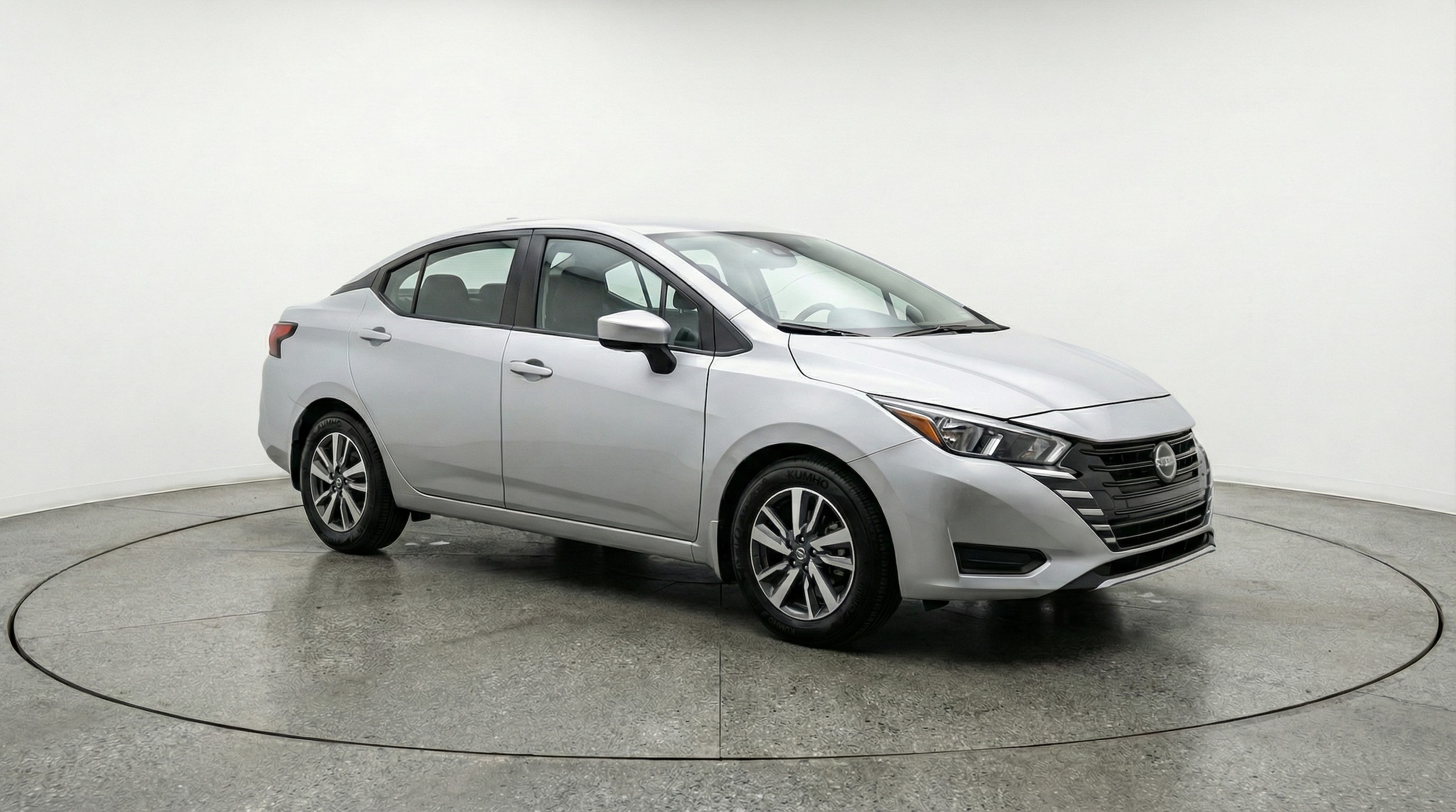 2025 Nissan Versa Sedan SV