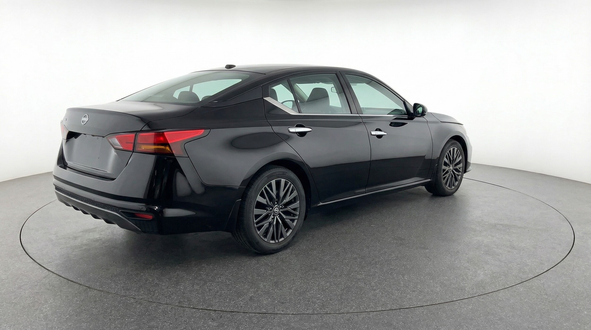 Thumbnail: 2025 Nissan Altima - 7