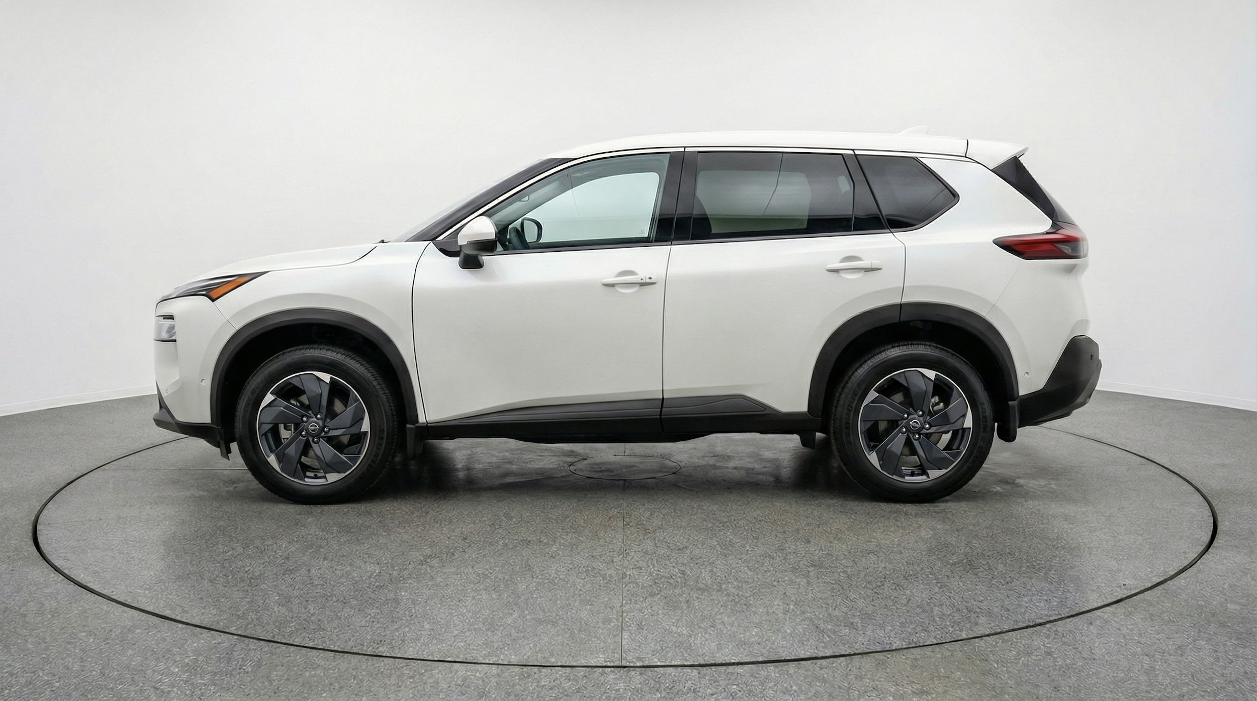 Thumbnail: 2025 Nissan Rogue - 4