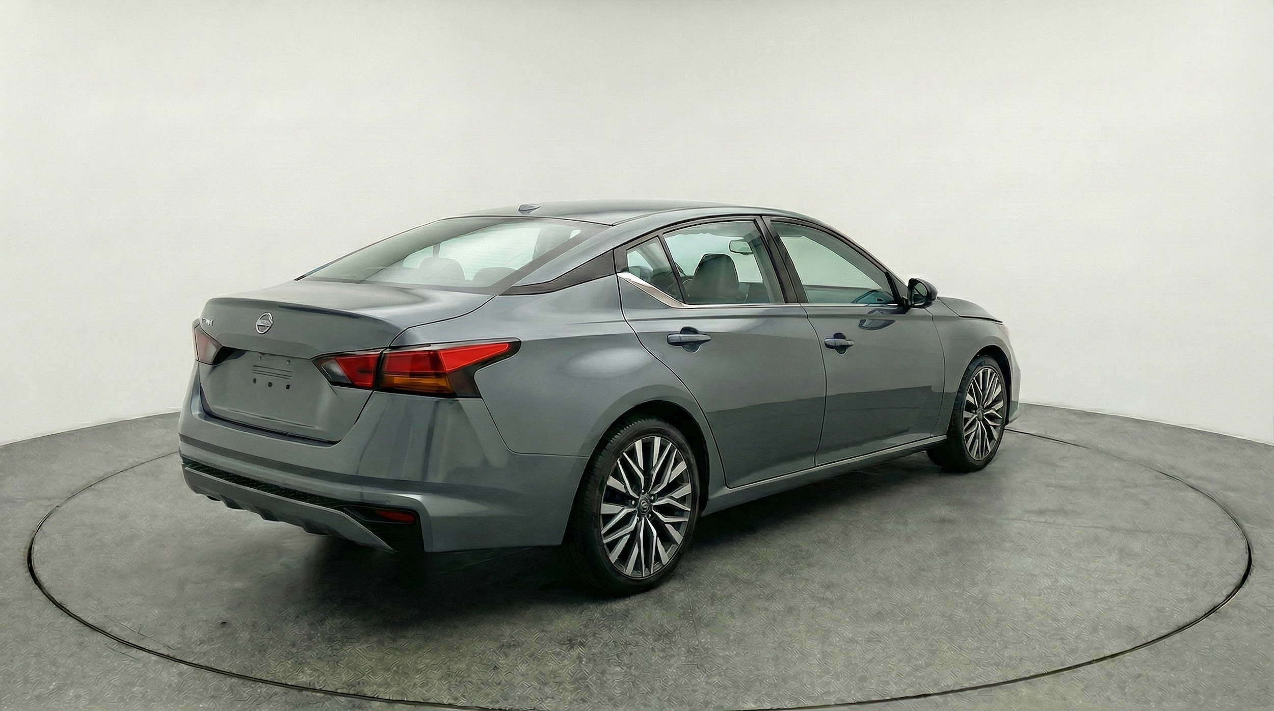 Thumbnail: 2025 Nissan Altima - 7