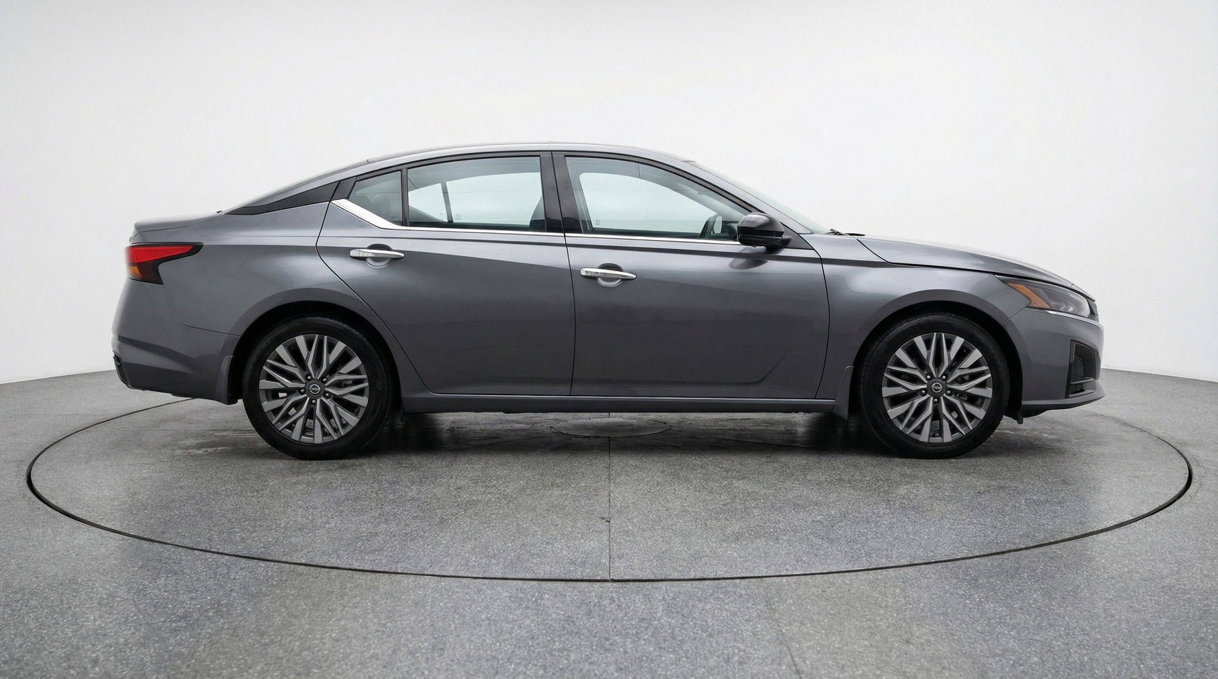 Thumbnail: 2025 Nissan Altima - 11