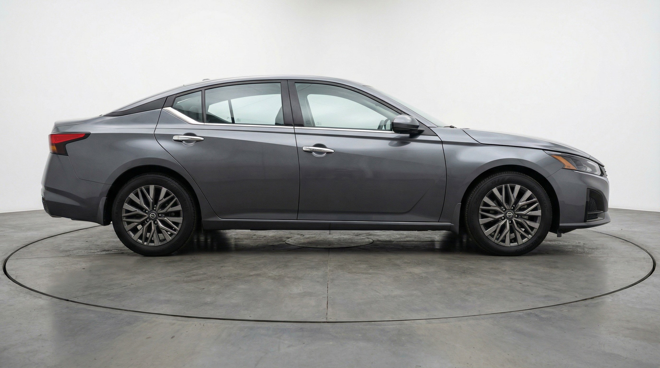 Thumbnail: 2025 Nissan Altima - 11