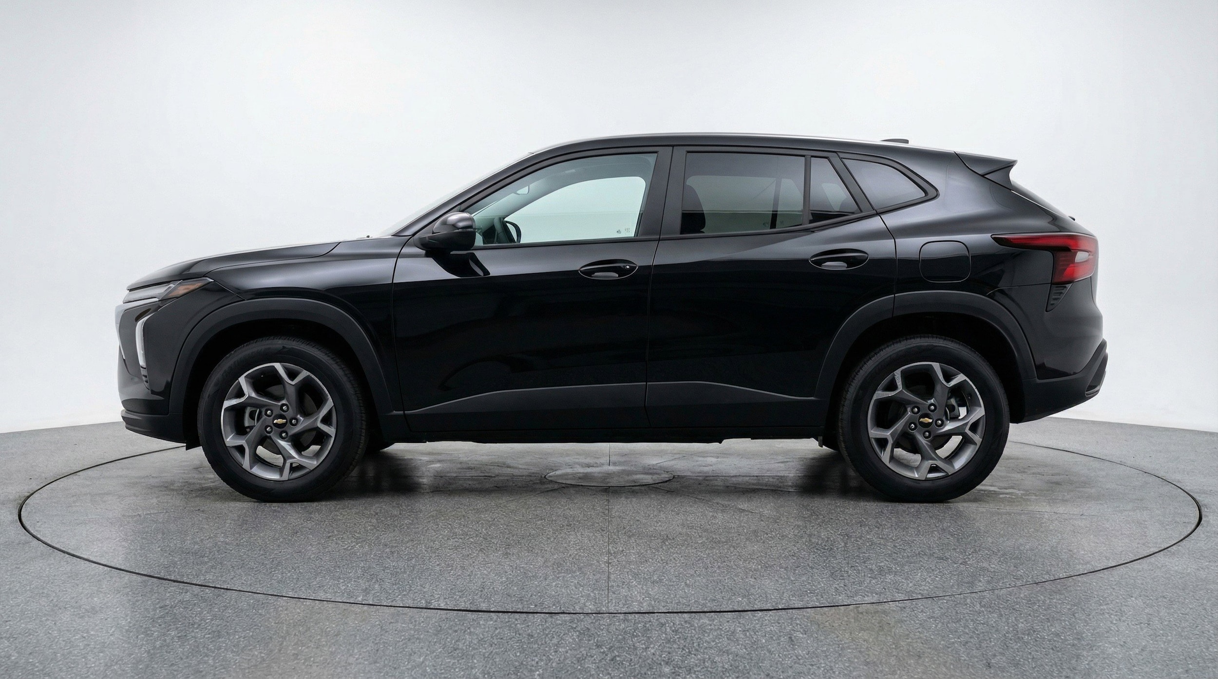 Thumbnail: 2025 Chevrolet Trax - 5