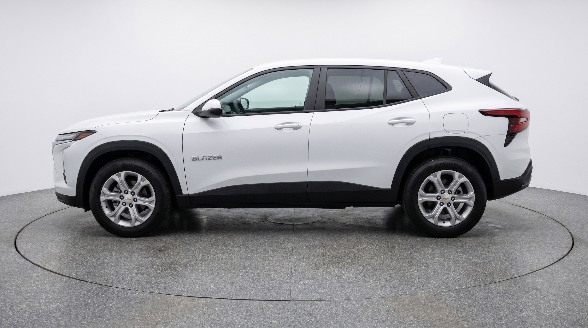Thumbnail: 2025 Chevrolet Blazer - 5