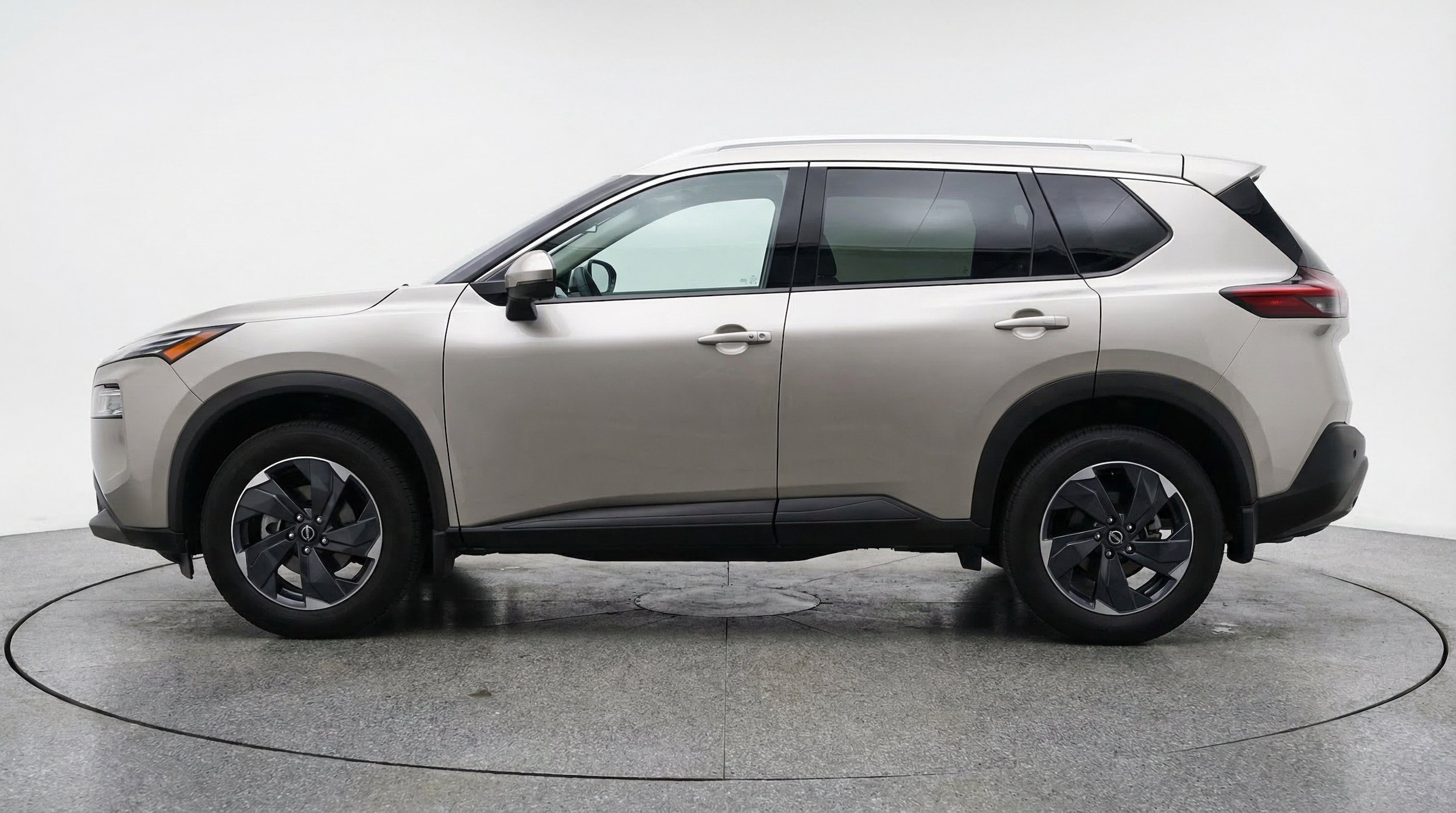 Thumbnail: 2025 Nissan Rogue - 5