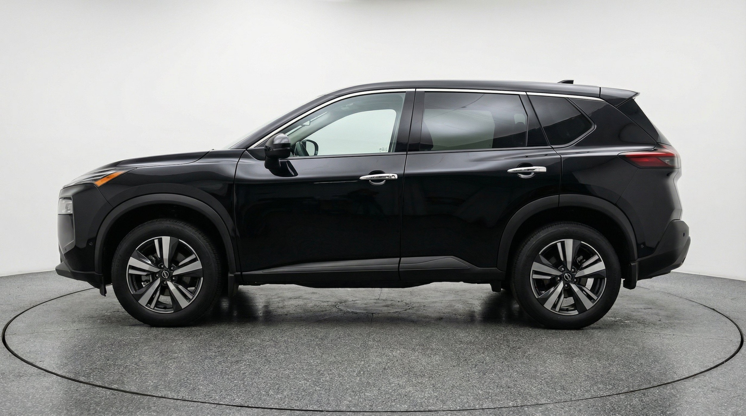 Thumbnail: 2026 Nissan Rogue - 5