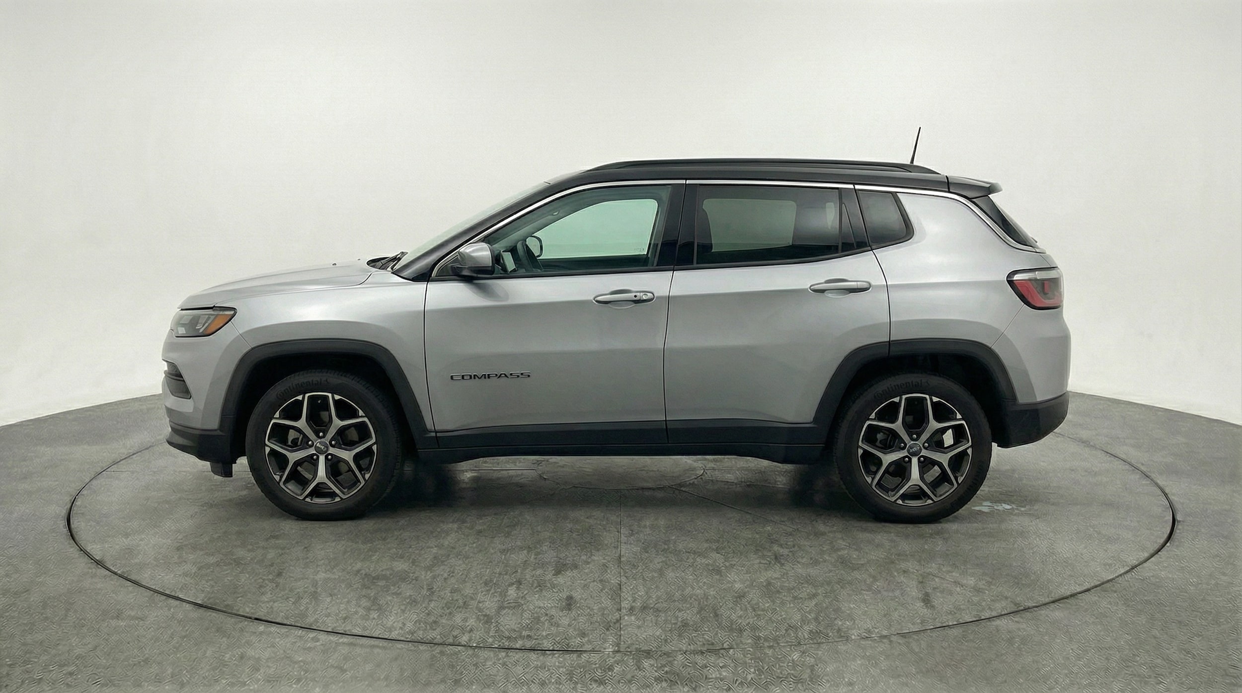 Thumbnail: 2025 Jeep Compass - 4