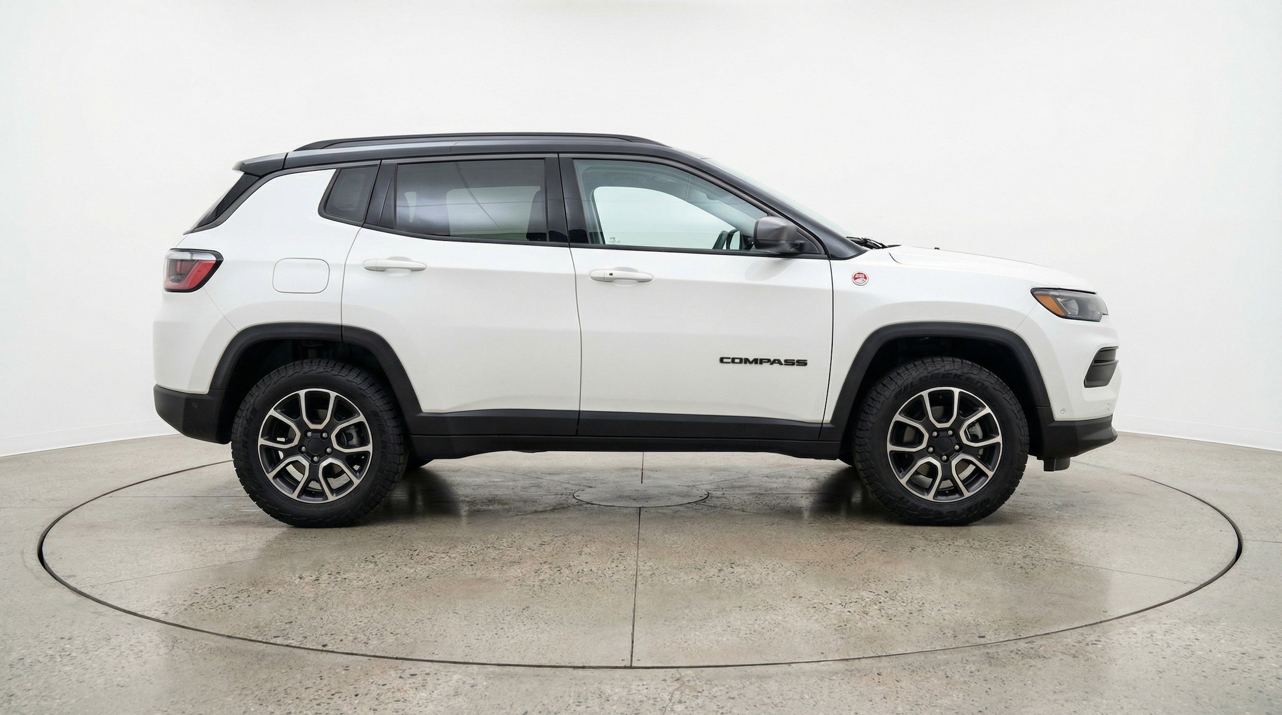 Thumbnail: 2025 Jeep Compass - 11