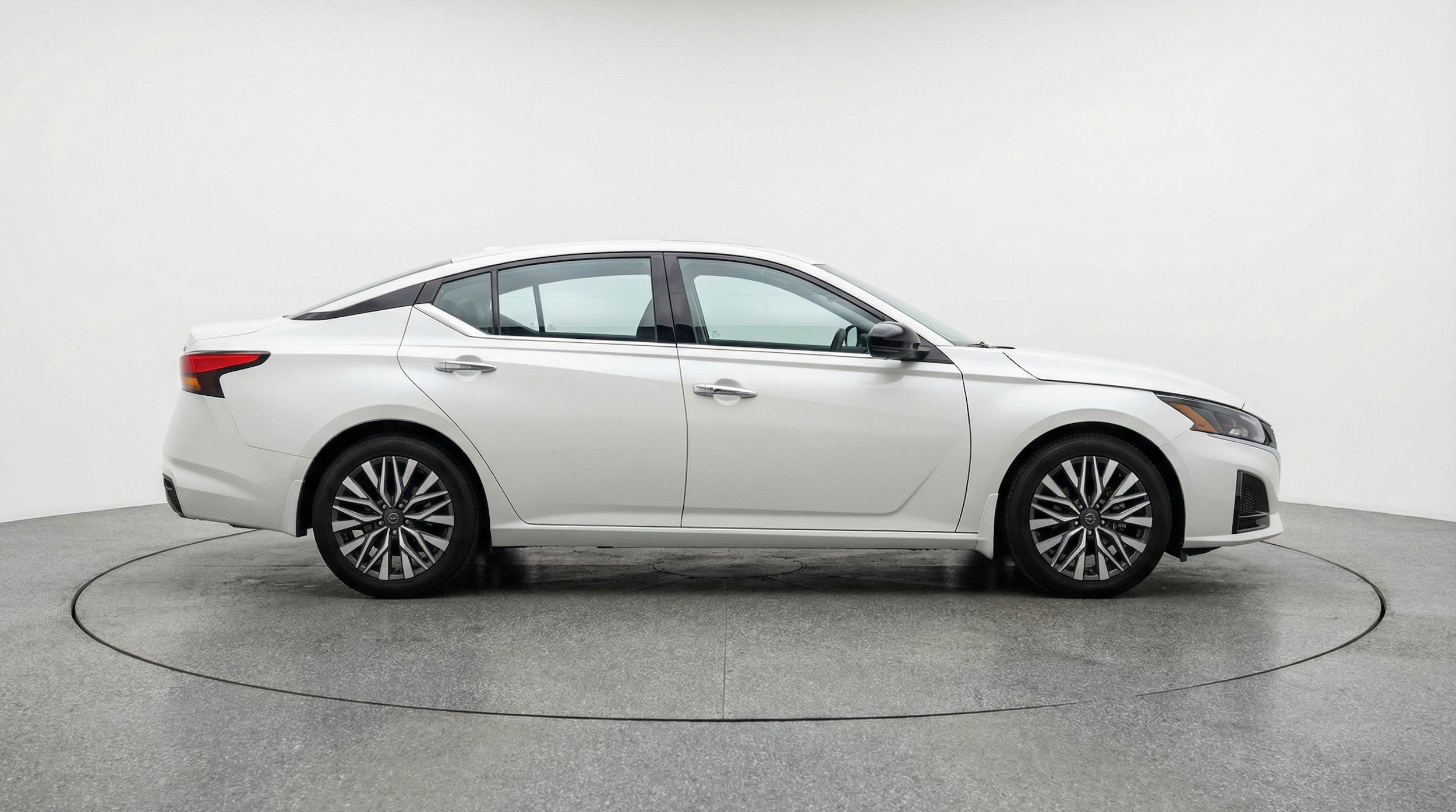 Thumbnail: 2025 Nissan Altima - 11