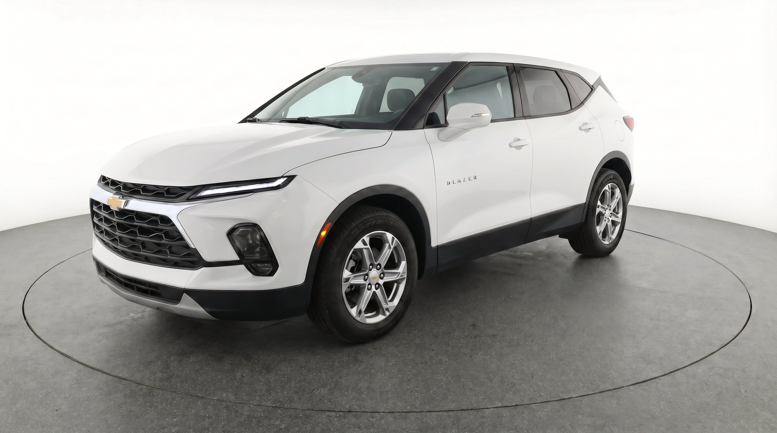 Thumbnail: 2025 Chevrolet Blazer - 3