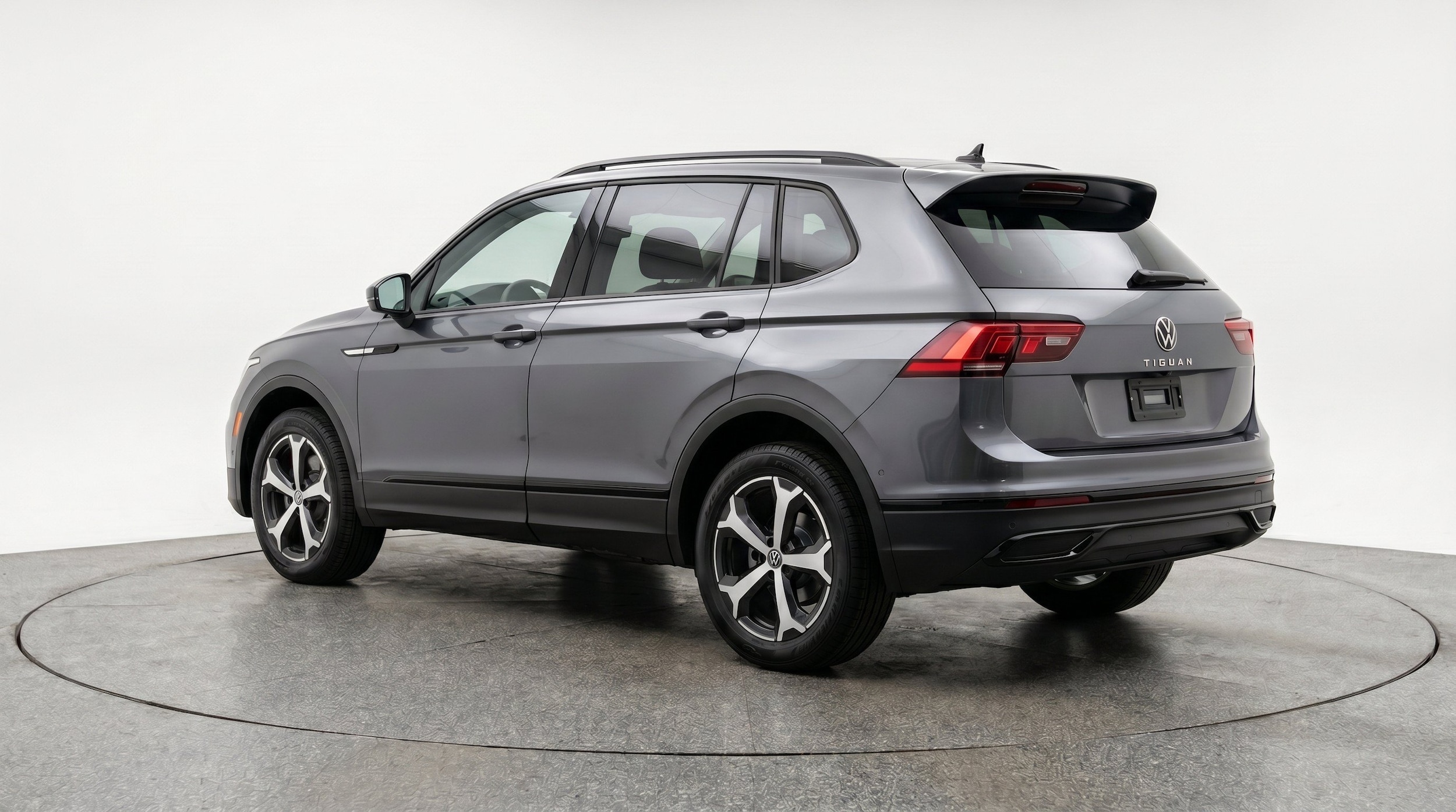 Thumbnail: 2026 Volkswagen Tiguan - 6