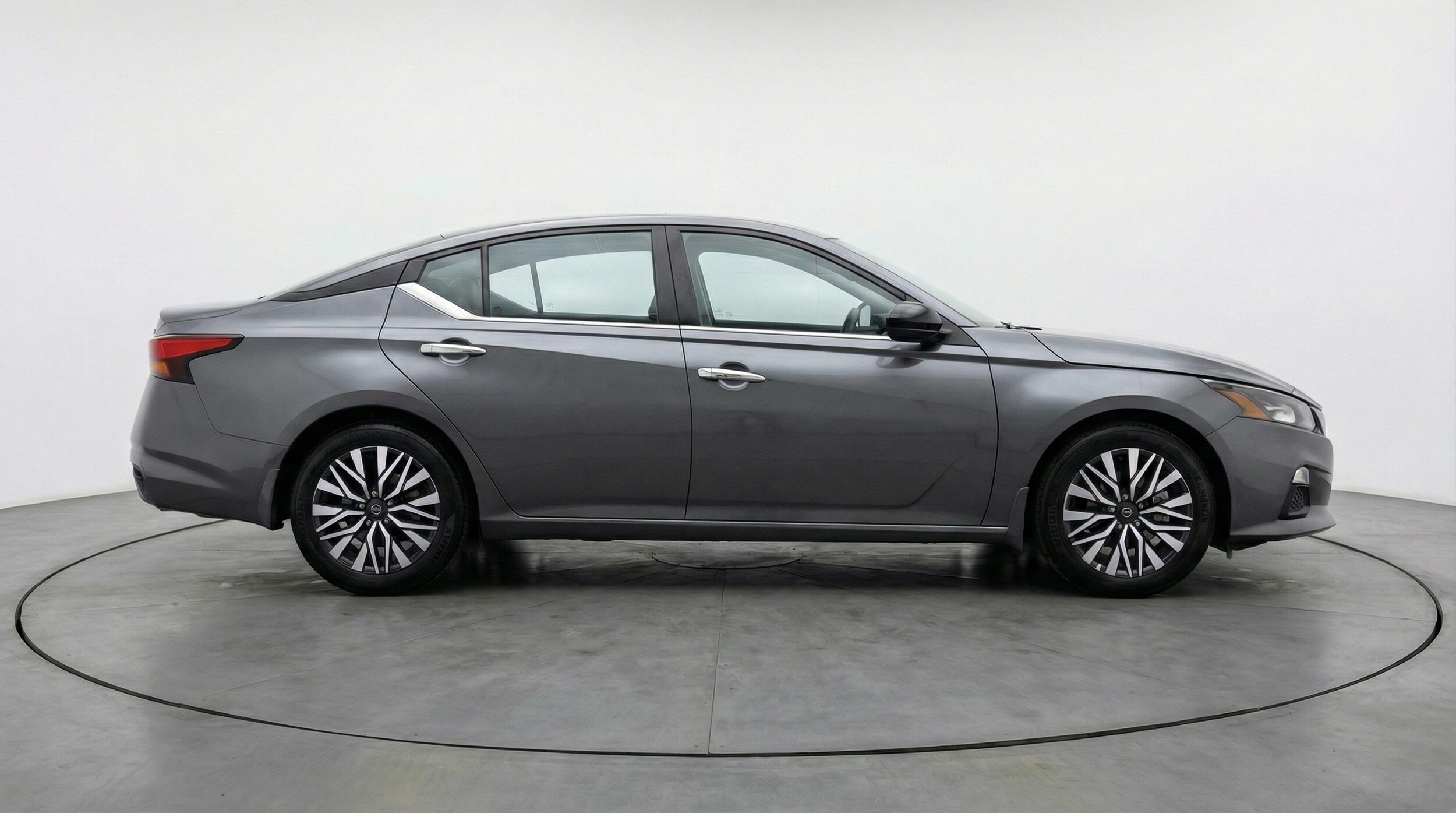 Thumbnail: 2025 Nissan Altima - 8