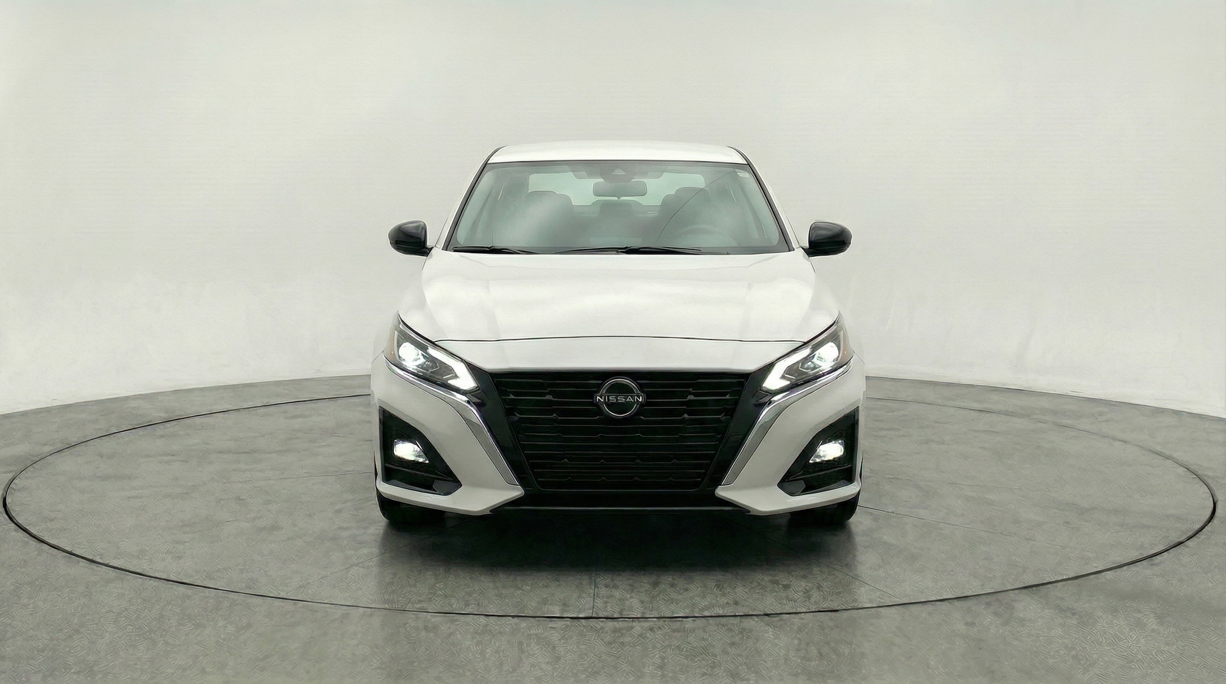 Thumbnail: 2025 Nissan Altima - 2