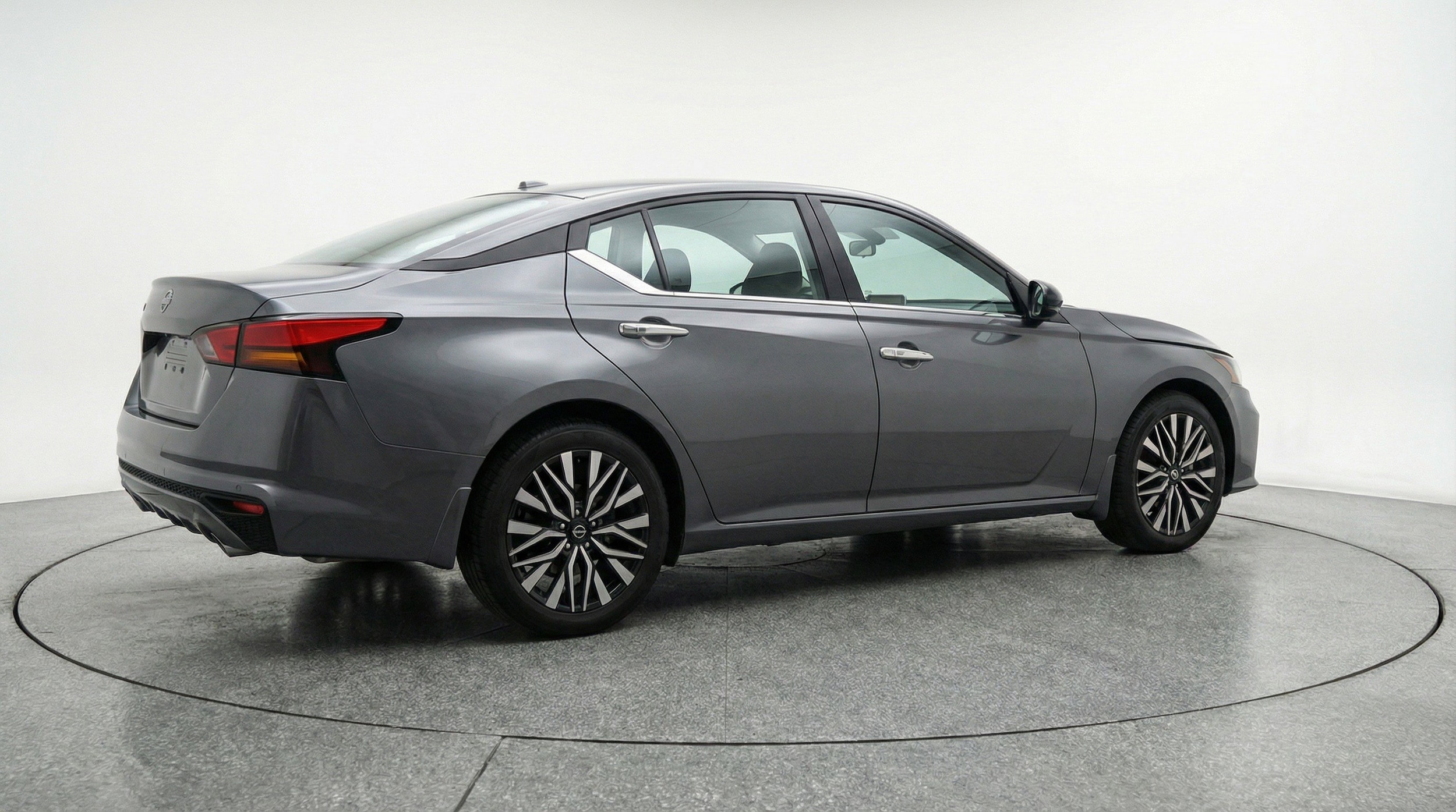 Thumbnail: 2025 Nissan Altima - 9