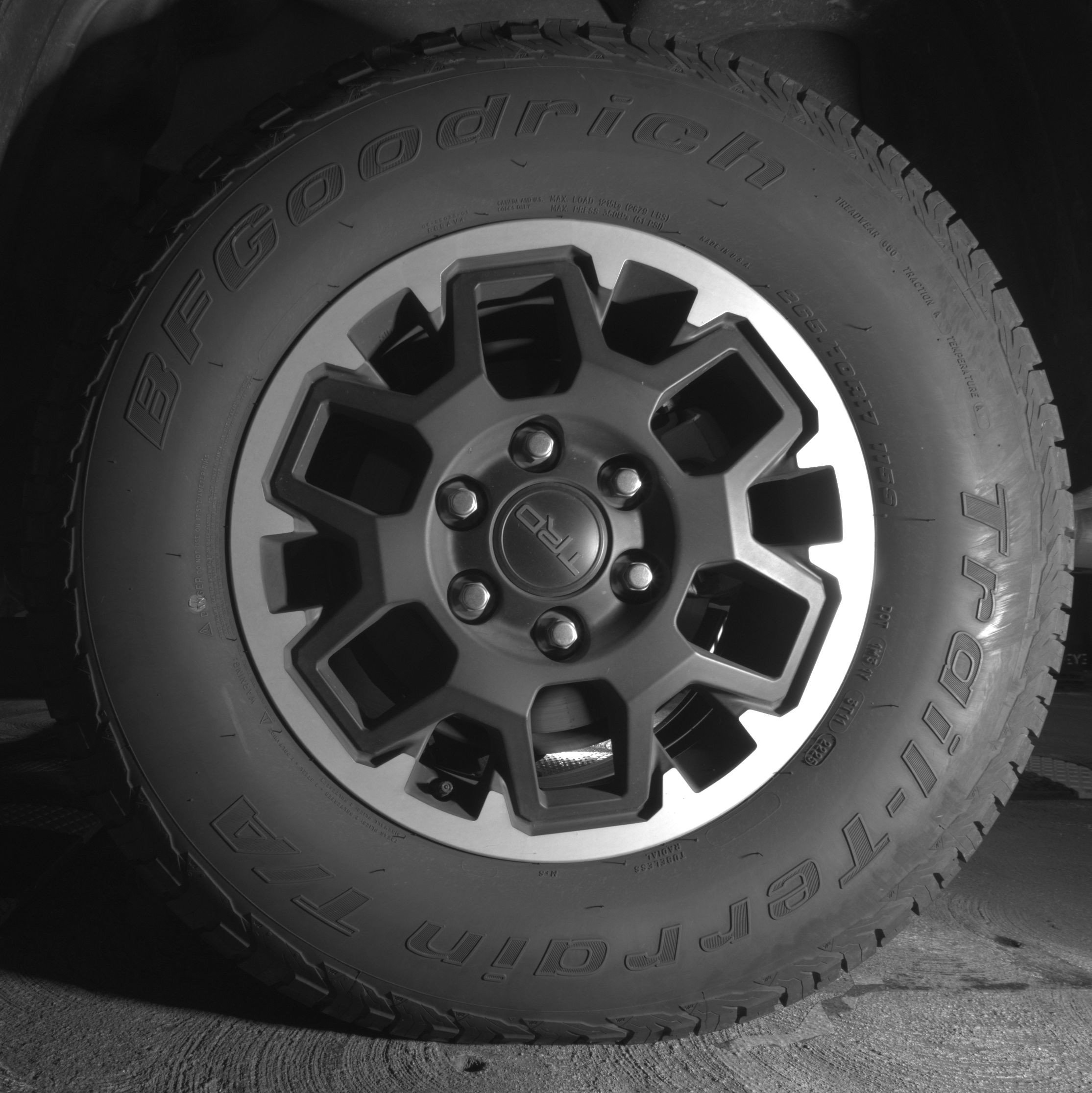 Thumbnail: 2025 Toyota Tacoma - 14