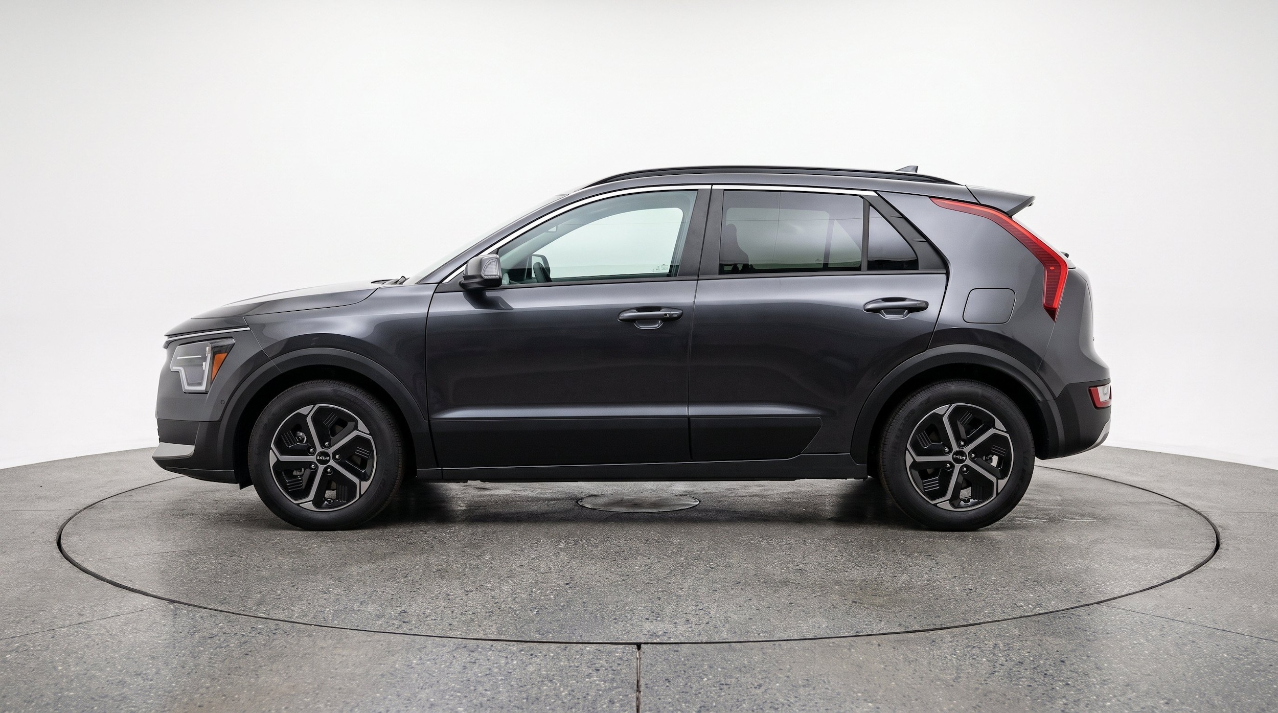 Thumbnail: 2026 Kia Niro - 5