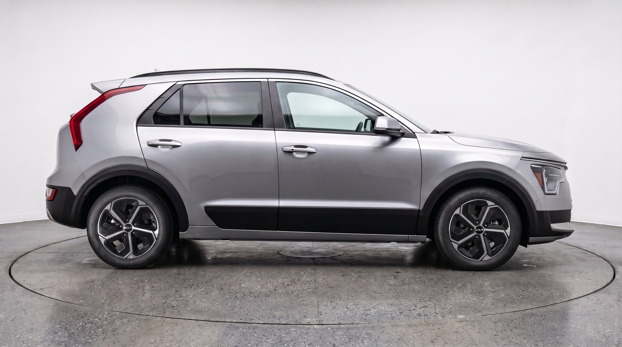 Thumbnail: 2026 Kia Niro - 11