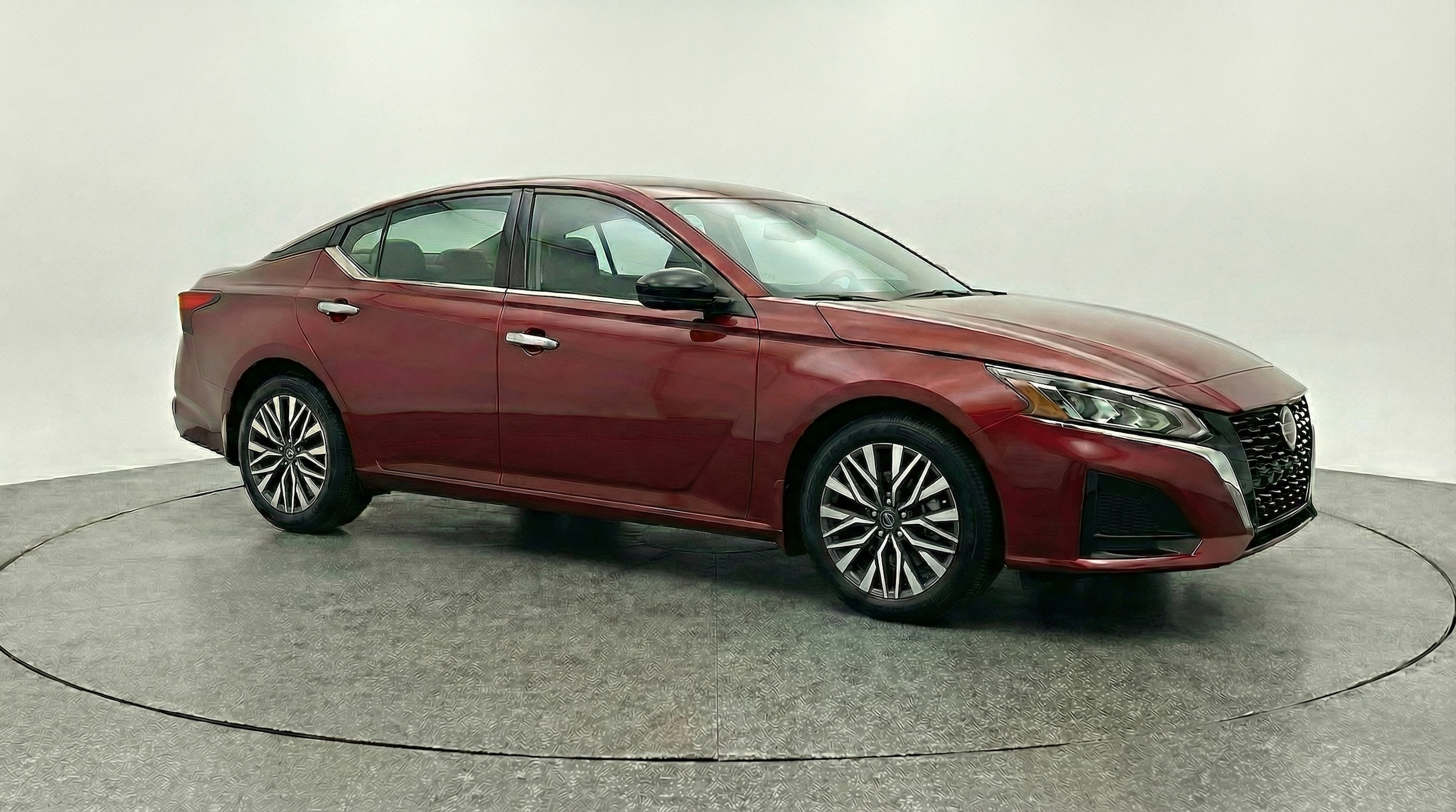 Thumbnail: 2025 Nissan Altima - 1