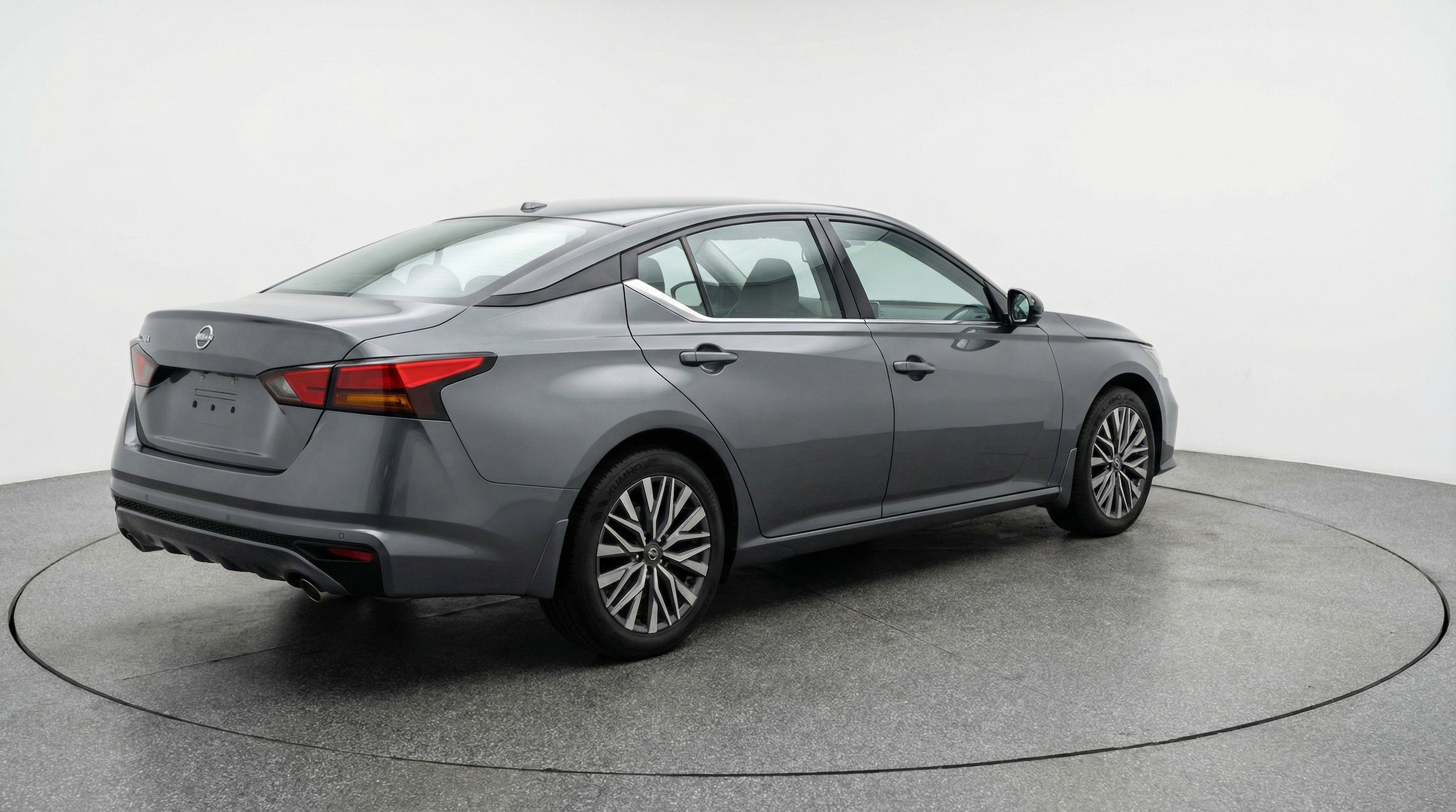 Thumbnail: 2025 Nissan Altima - 9