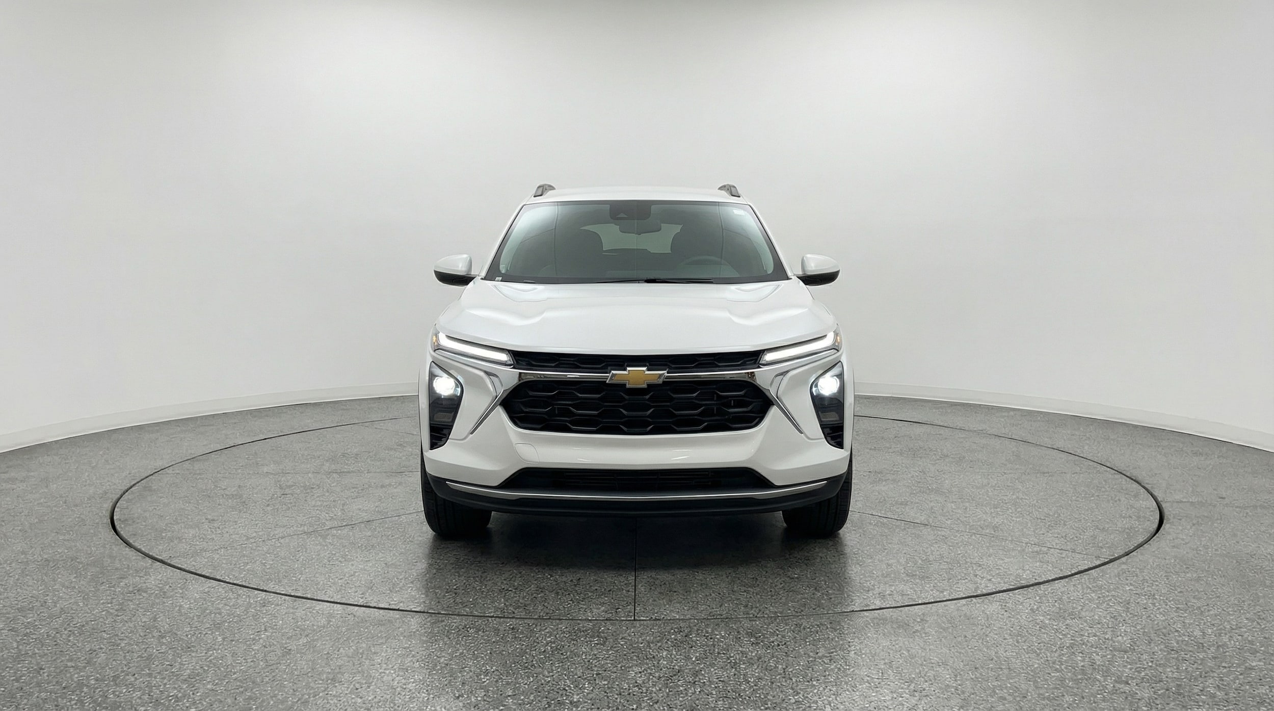Thumbnail: 2025 Chevrolet Trax - 2