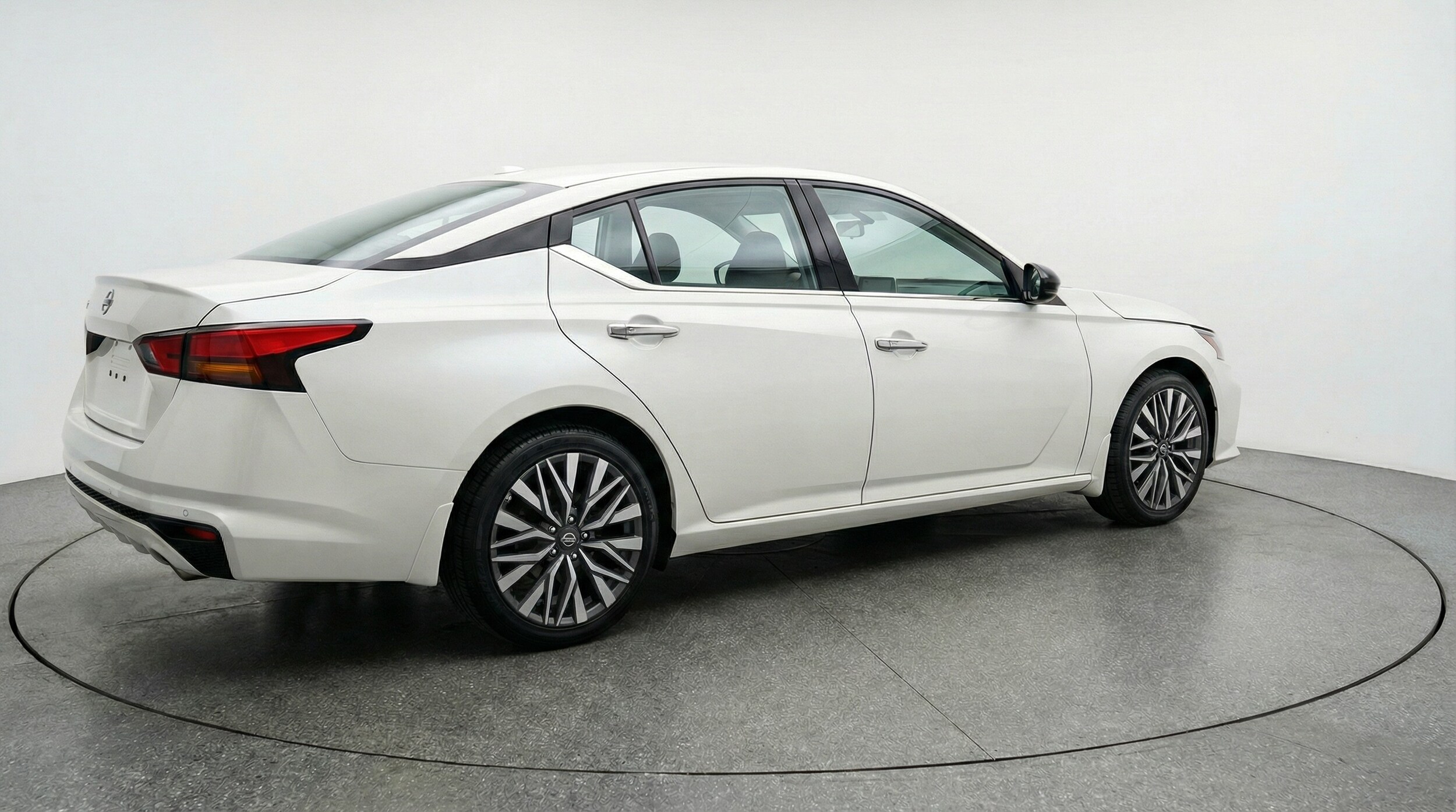 Thumbnail: 2025 Nissan Altima - 7