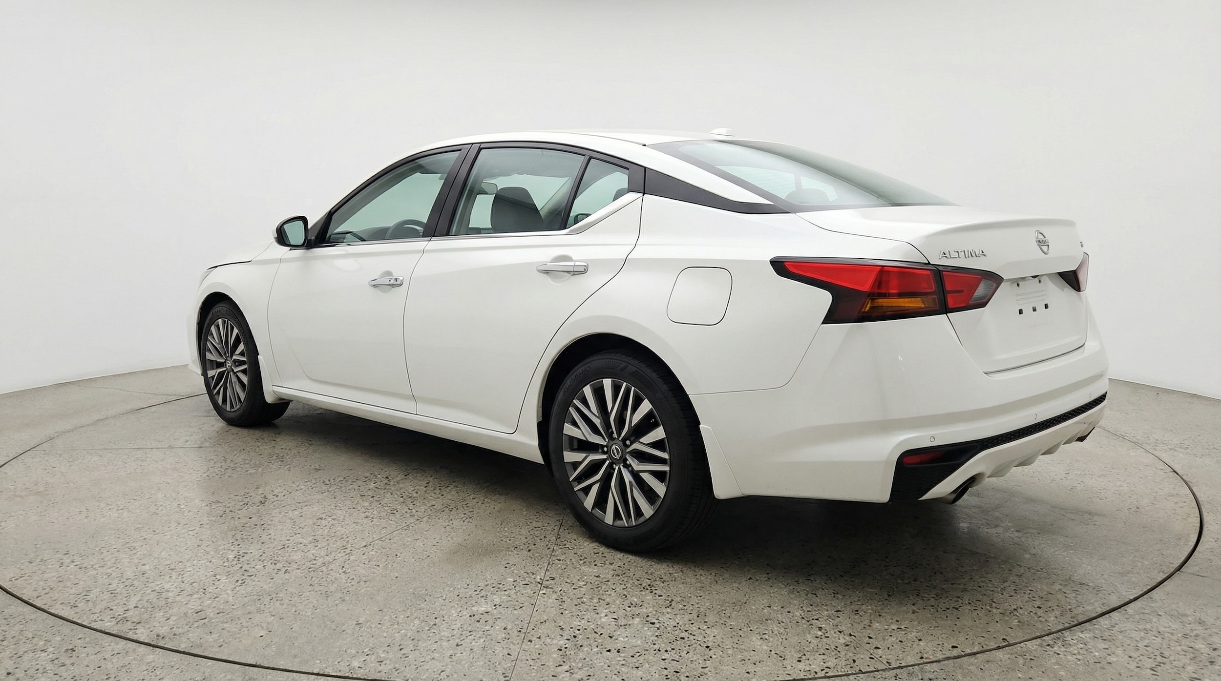 Thumbnail: 2025 Nissan Altima - 5