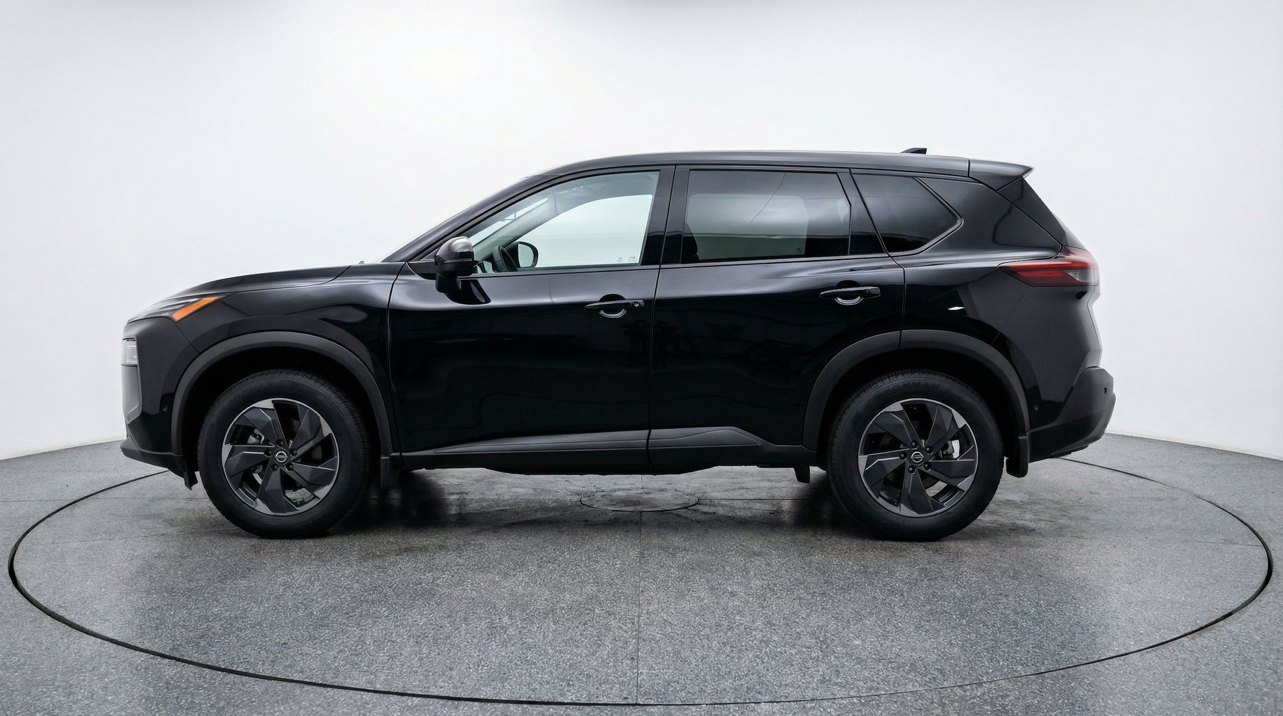 Thumbnail: 2025 Nissan Rogue - 5