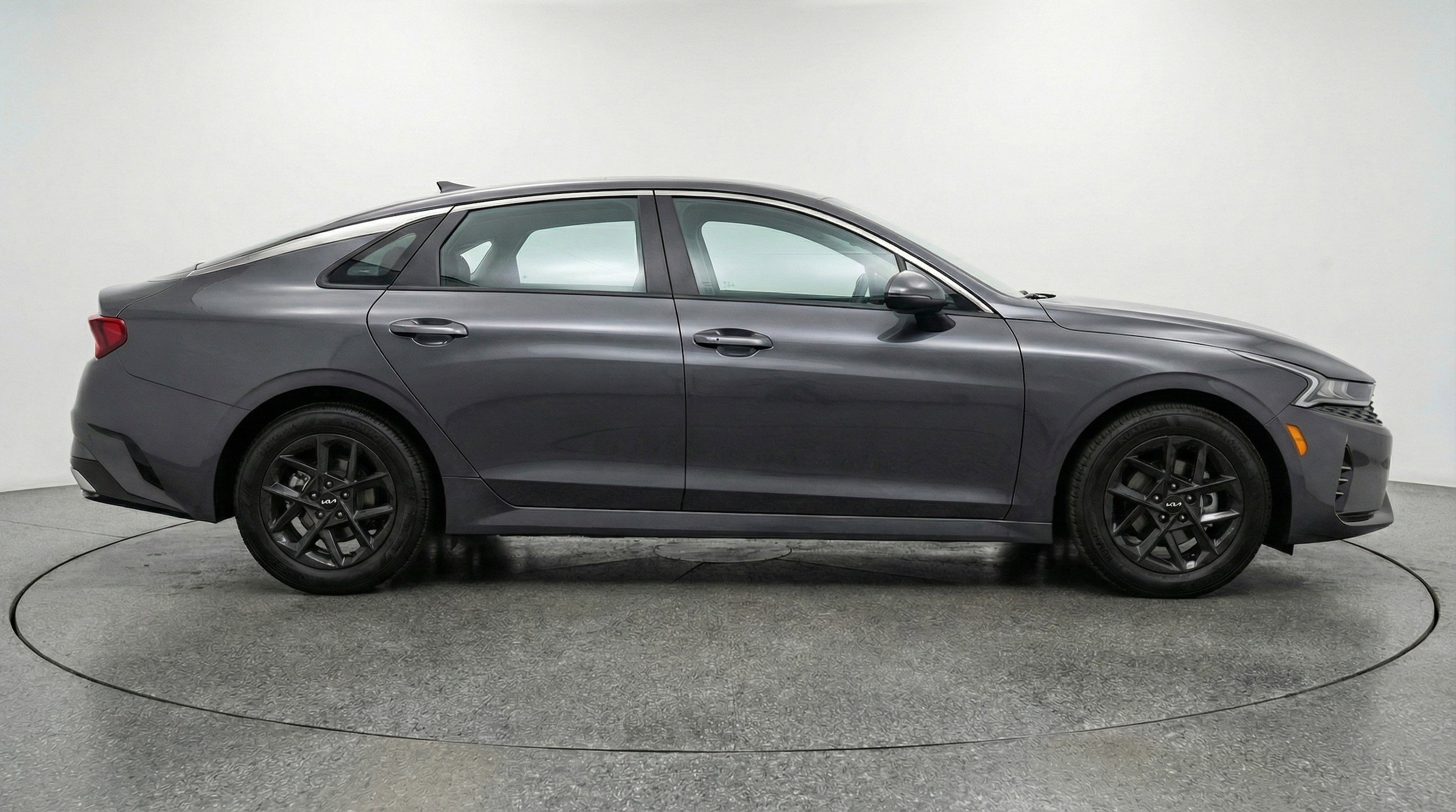 Thumbnail: 2025 Kia K5 - 11