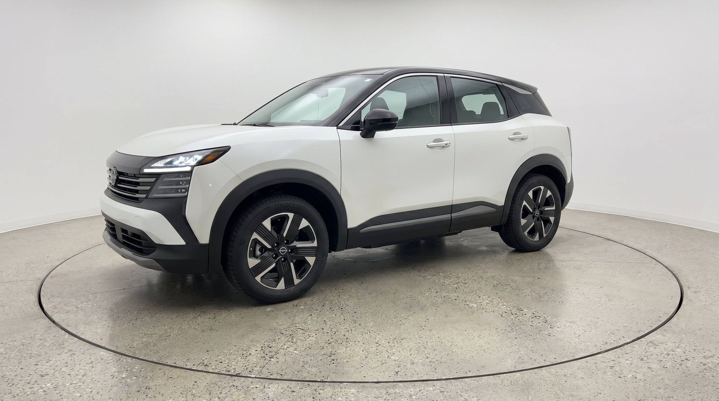 Thumbnail: 2026 Nissan Kicks - 3