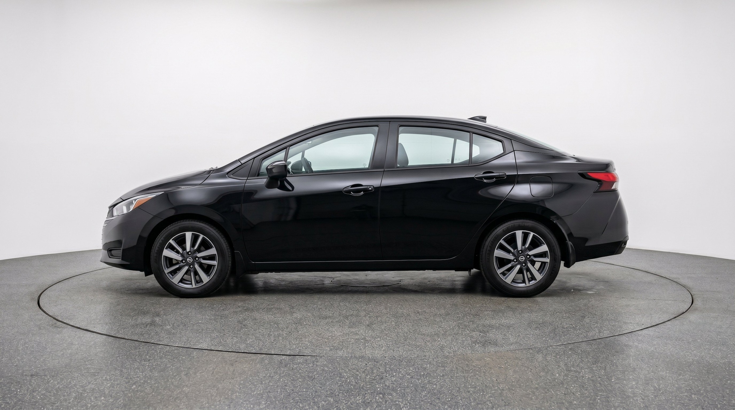 Thumbnail: 2025 Nissan Versa - 5
