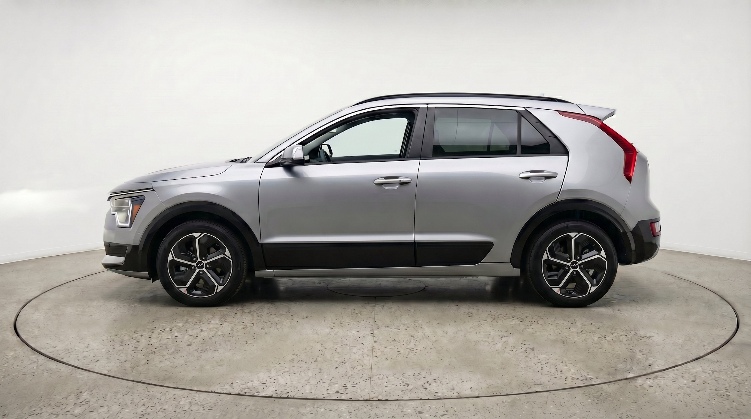 Thumbnail: 2026 Kia Niro - 5