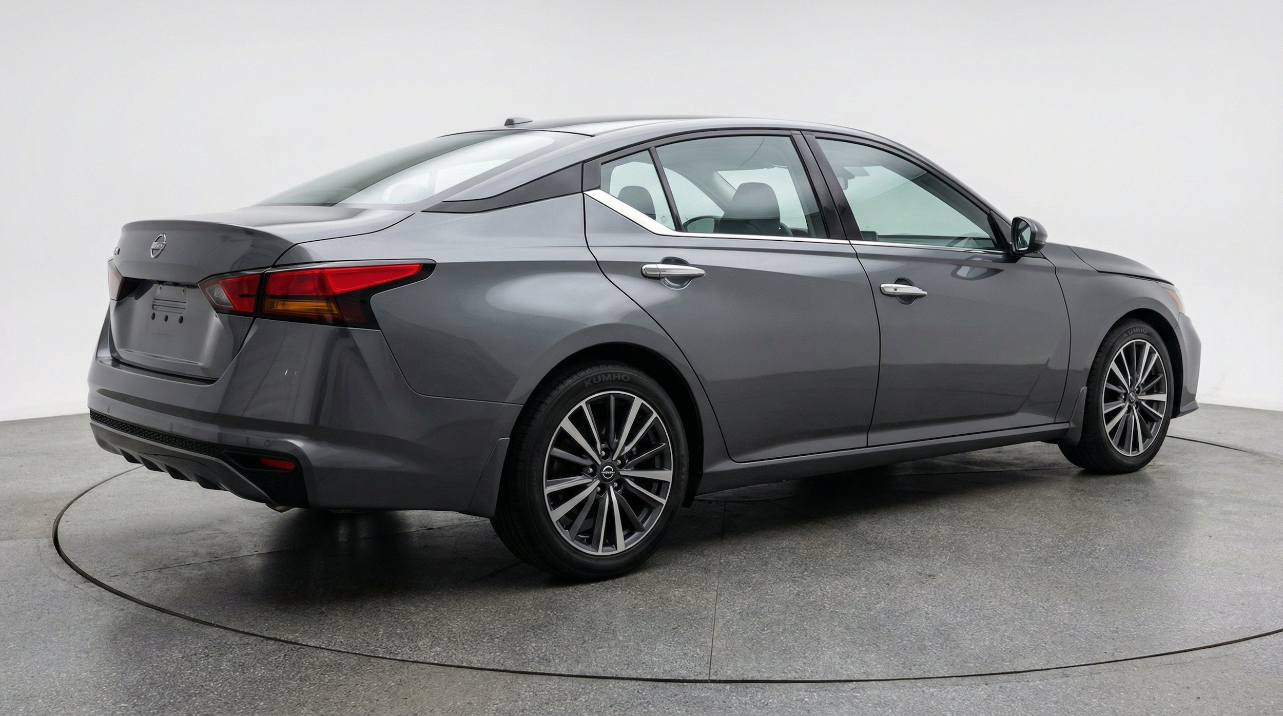 Thumbnail: 2025 Nissan Altima - 9
