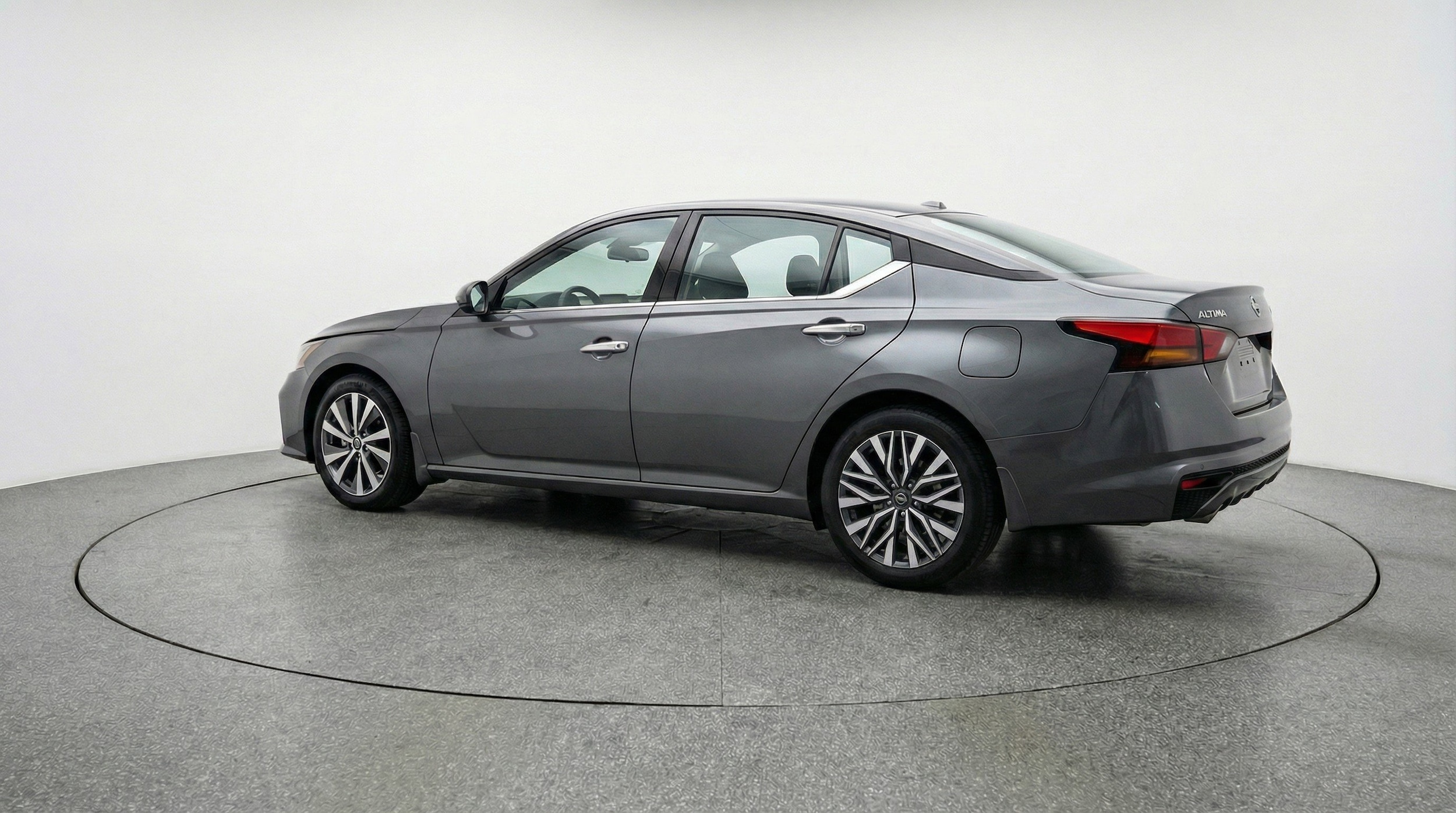 Thumbnail: 2025 Nissan Altima - 6