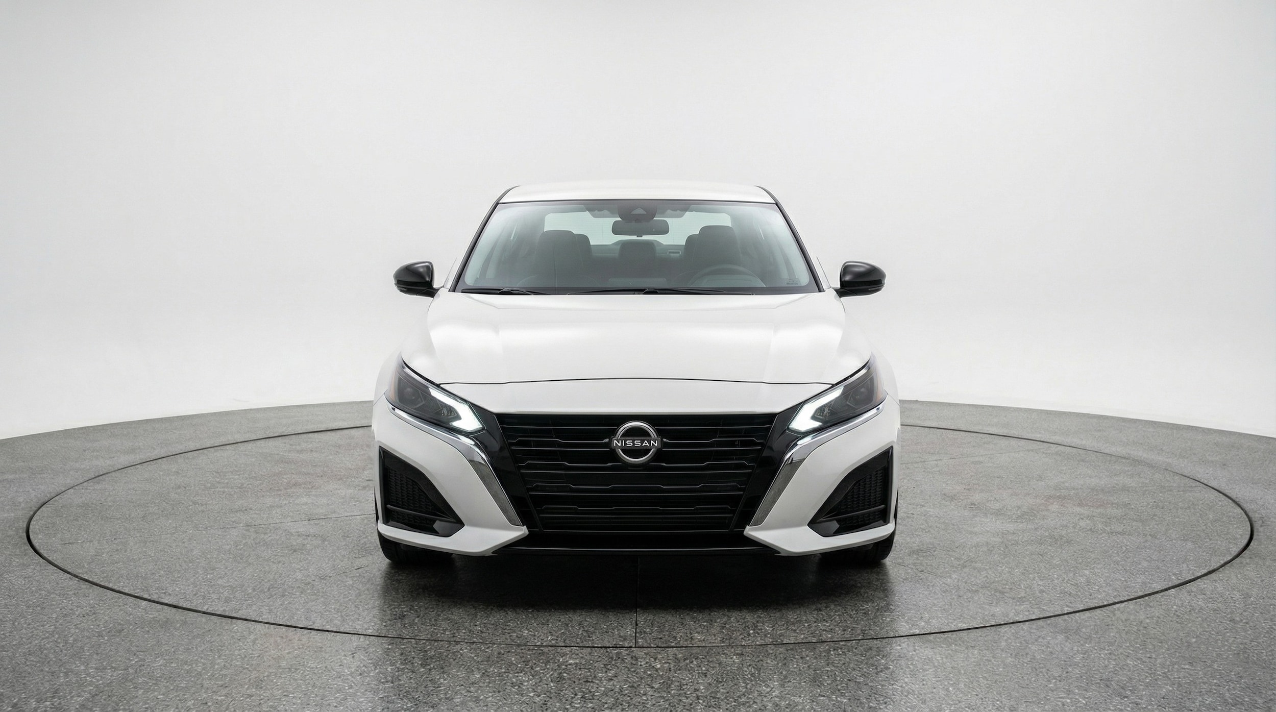 Thumbnail: 2025 Nissan Altima - 2