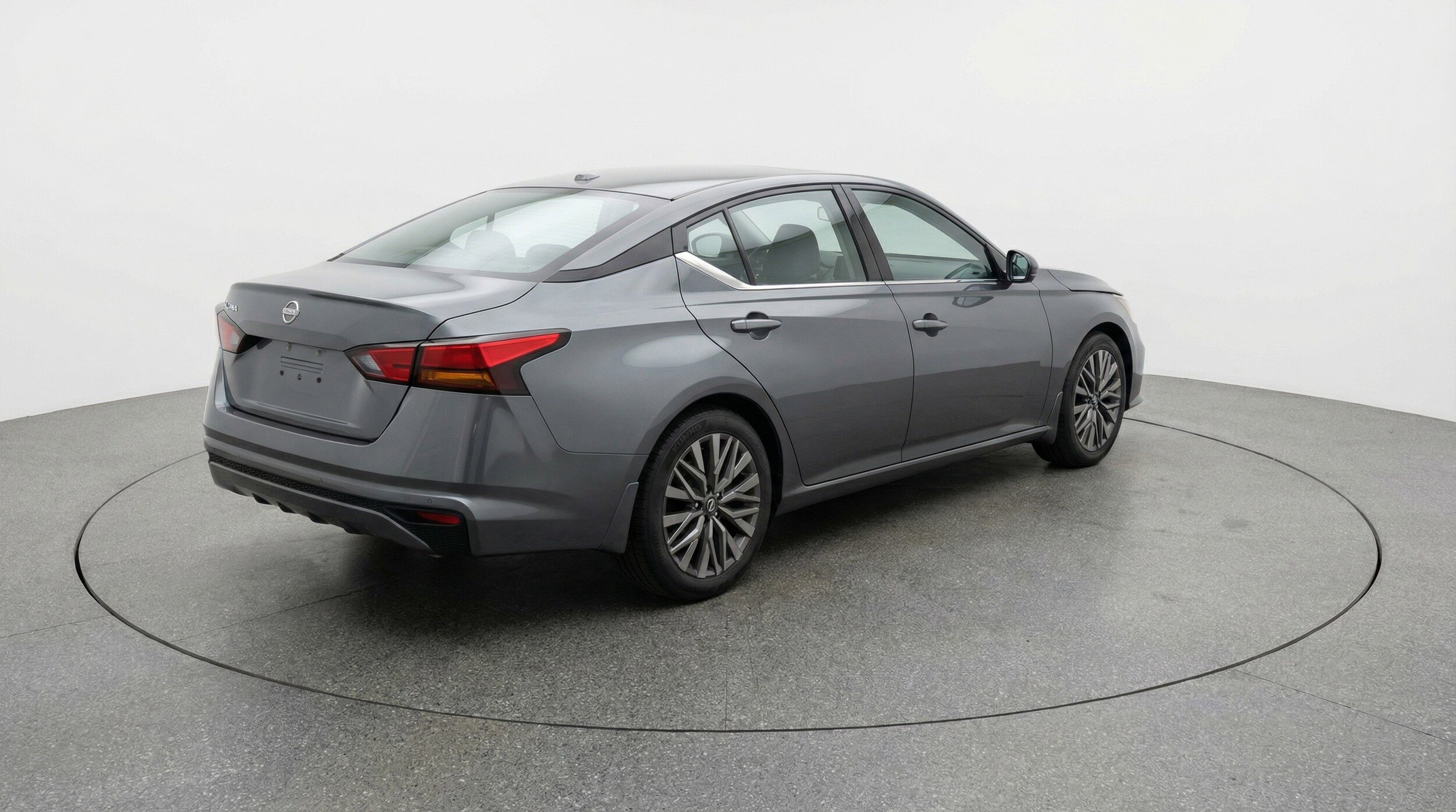 Thumbnail: 2025 Nissan Altima - 9