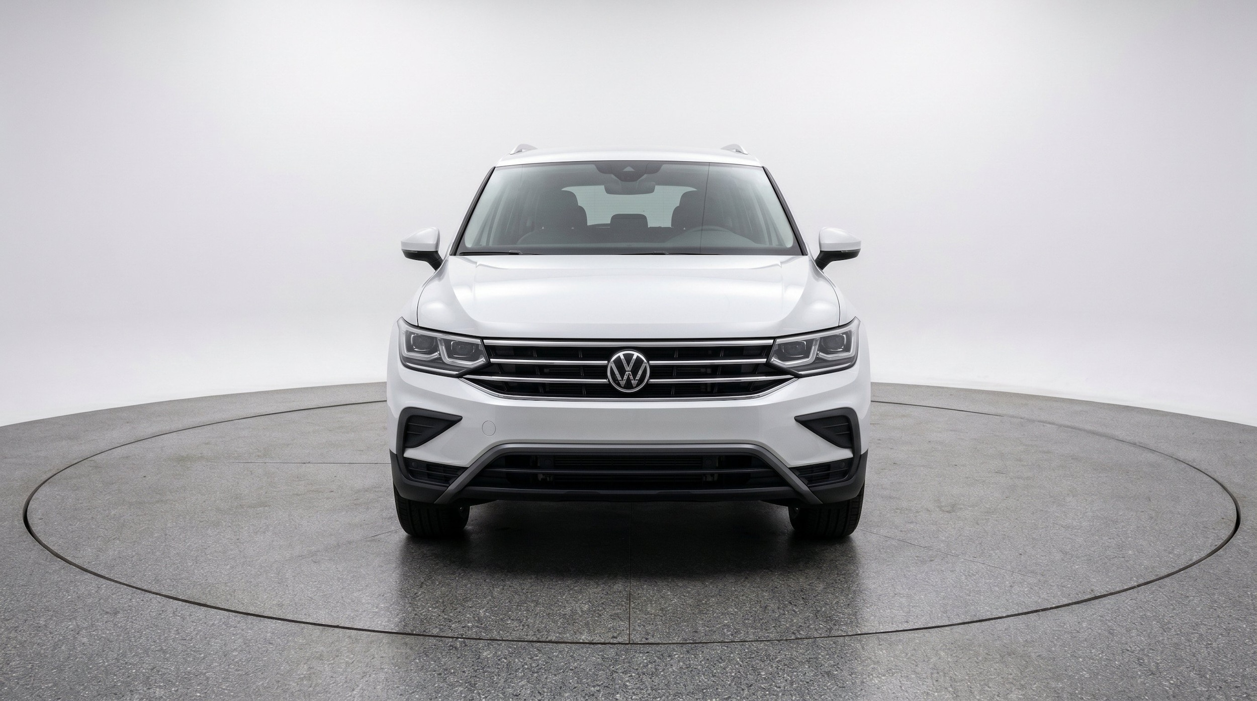 Thumbnail: 2026 Volkswagen Tiguan - 2