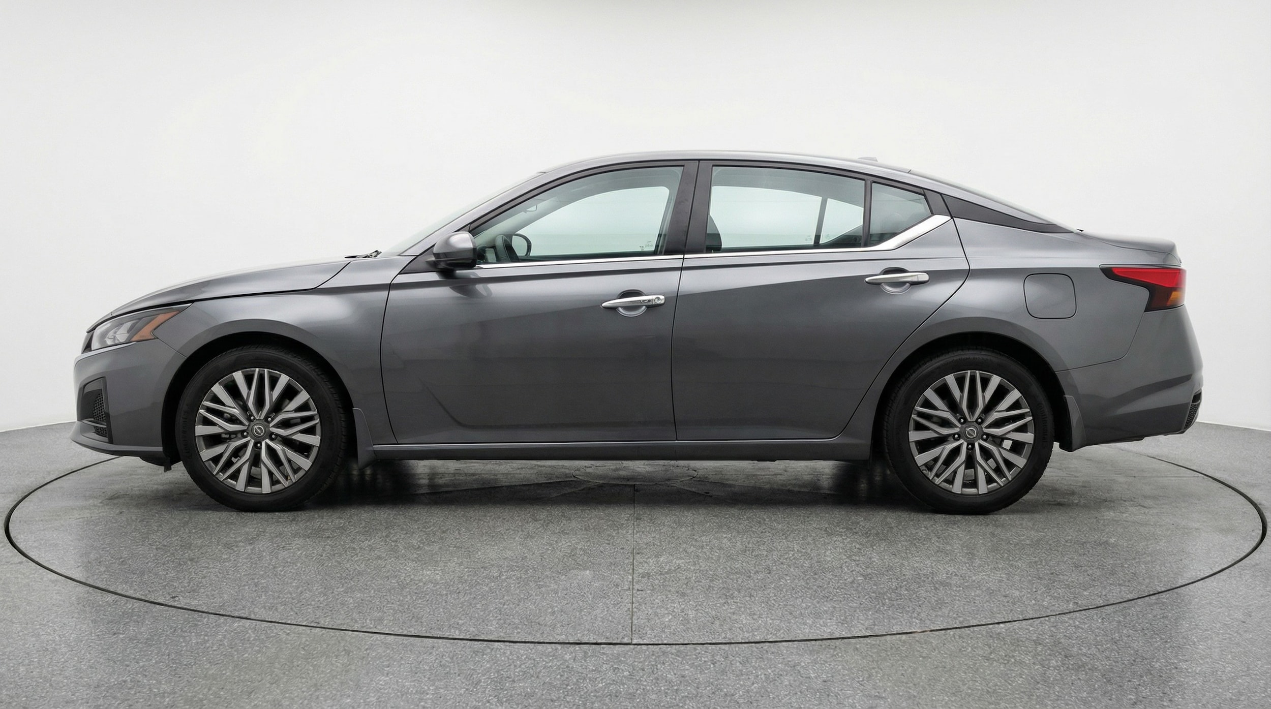 Thumbnail: 2025 Nissan Altima - 4