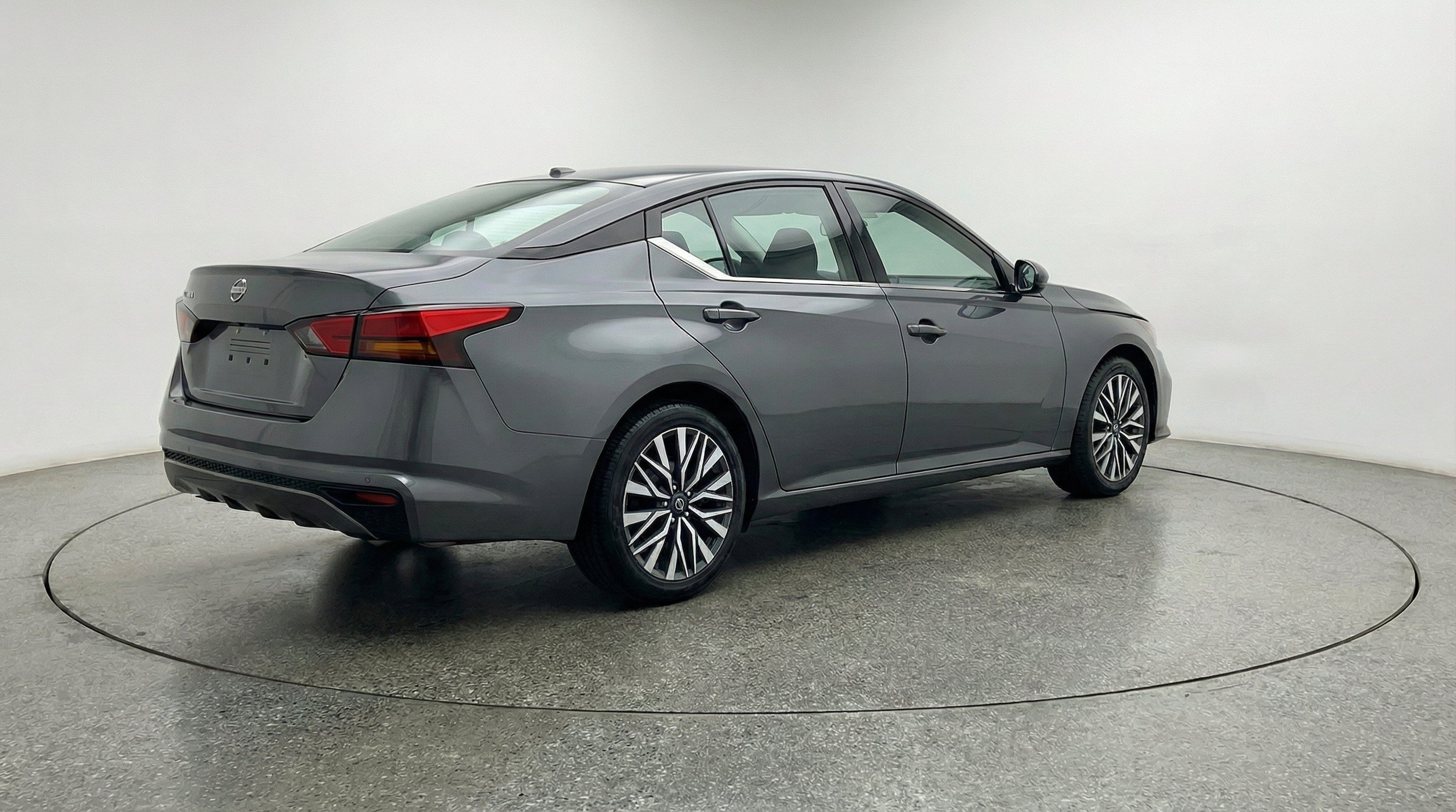 Thumbnail: 2025 Nissan Altima - 9