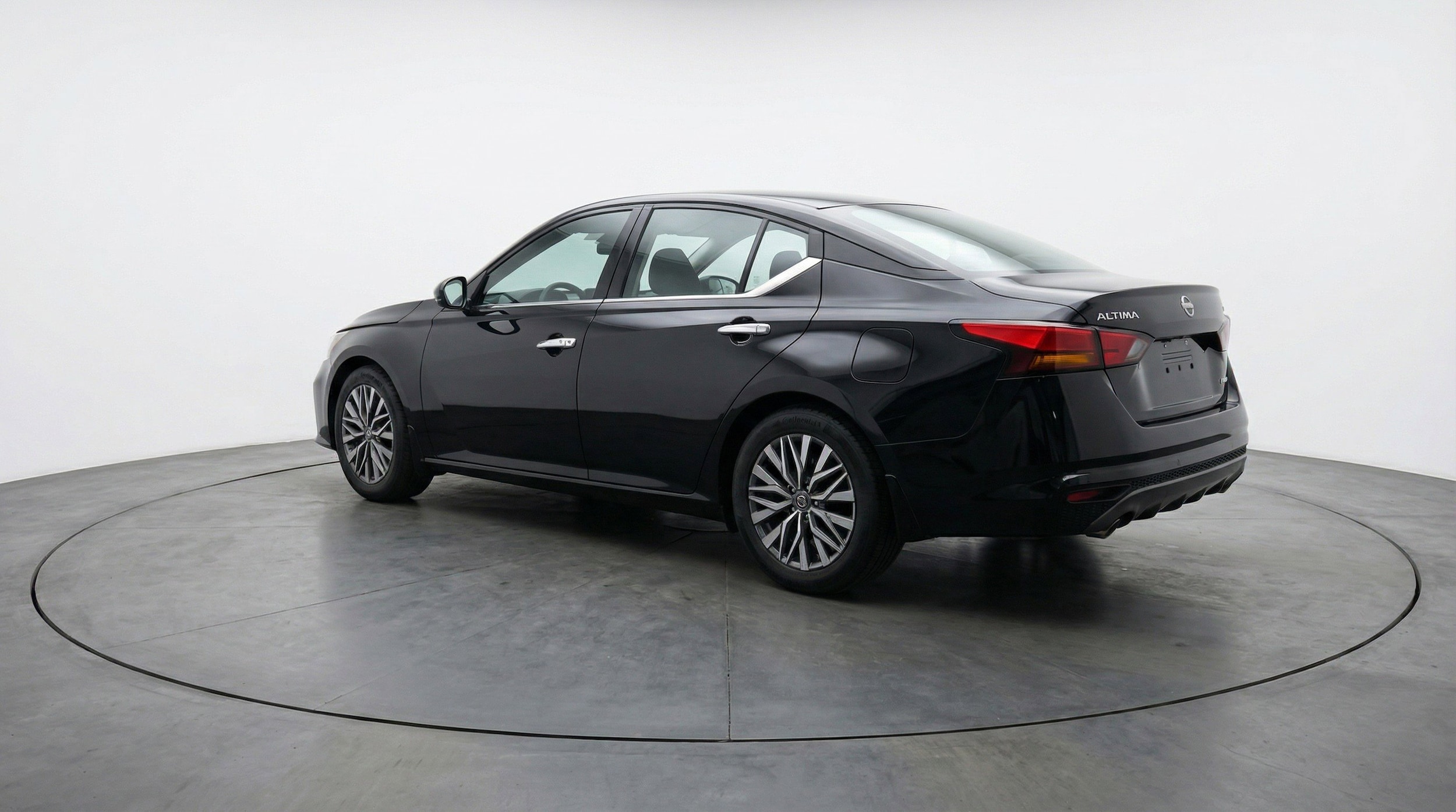 Thumbnail: 2025 Nissan Altima - 6