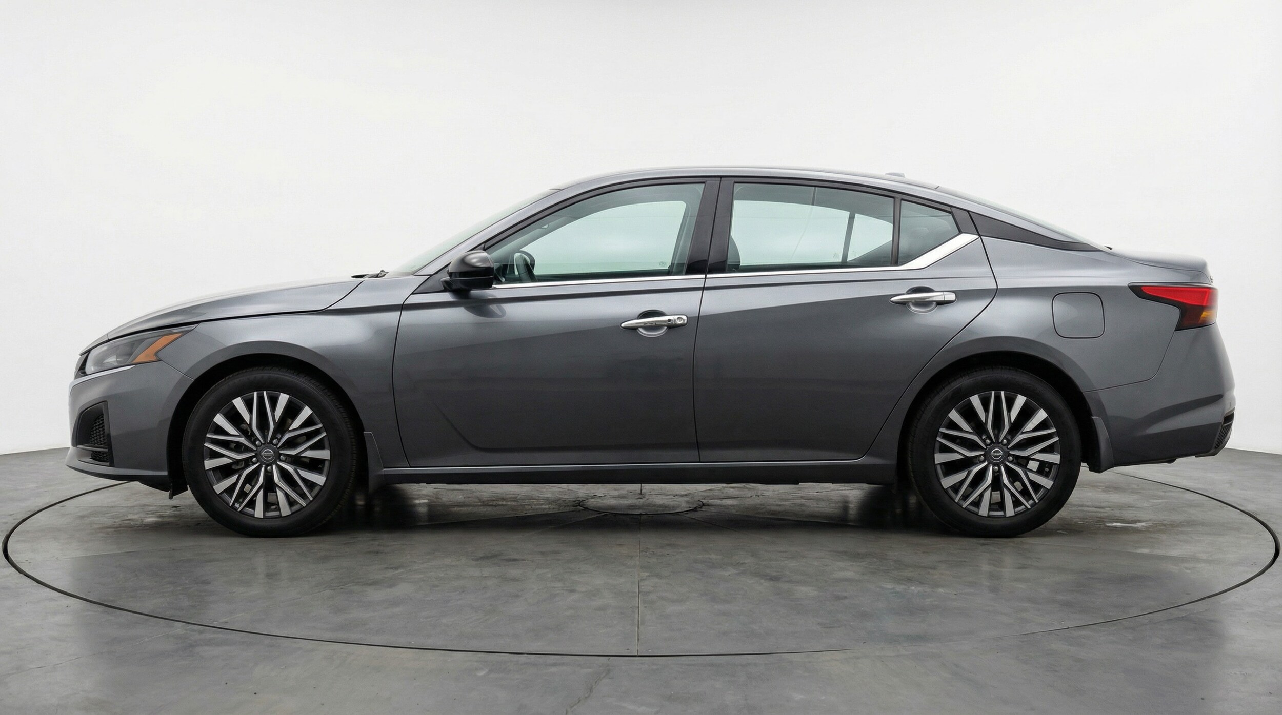 Thumbnail: 2025 Nissan Altima - 4