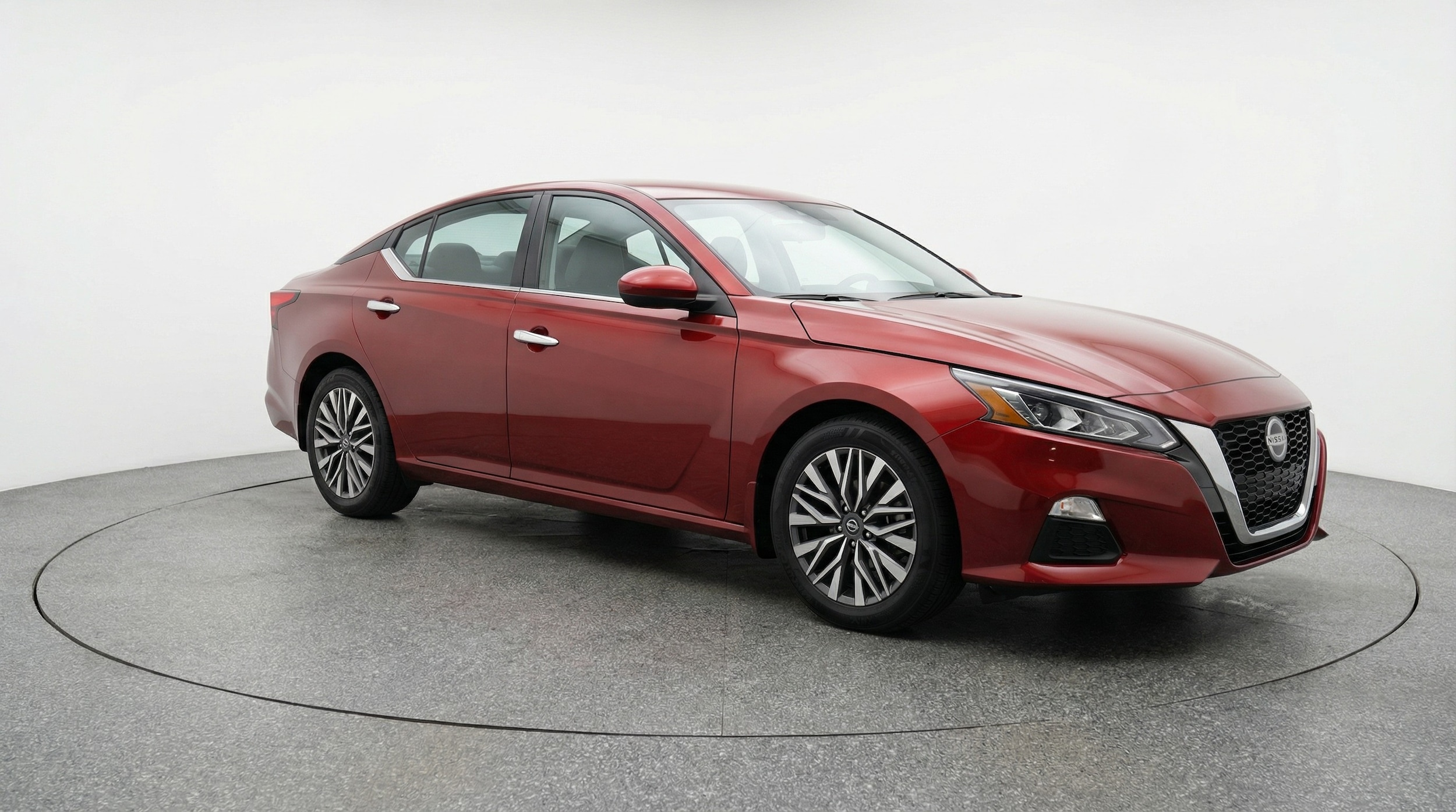 Thumbnail: 2025 Nissan Altima - 1