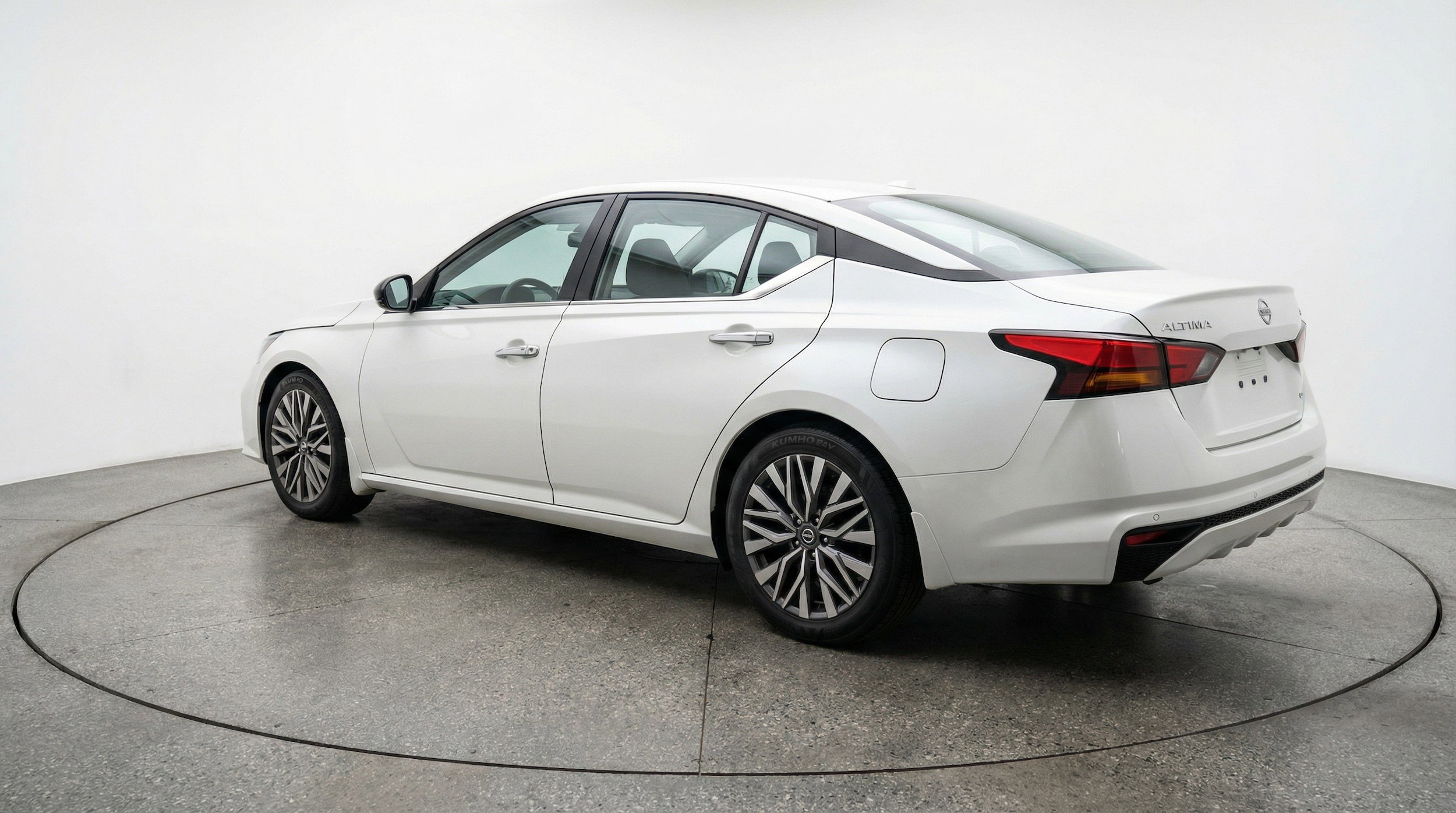 Thumbnail: 2025 Nissan Altima - 6