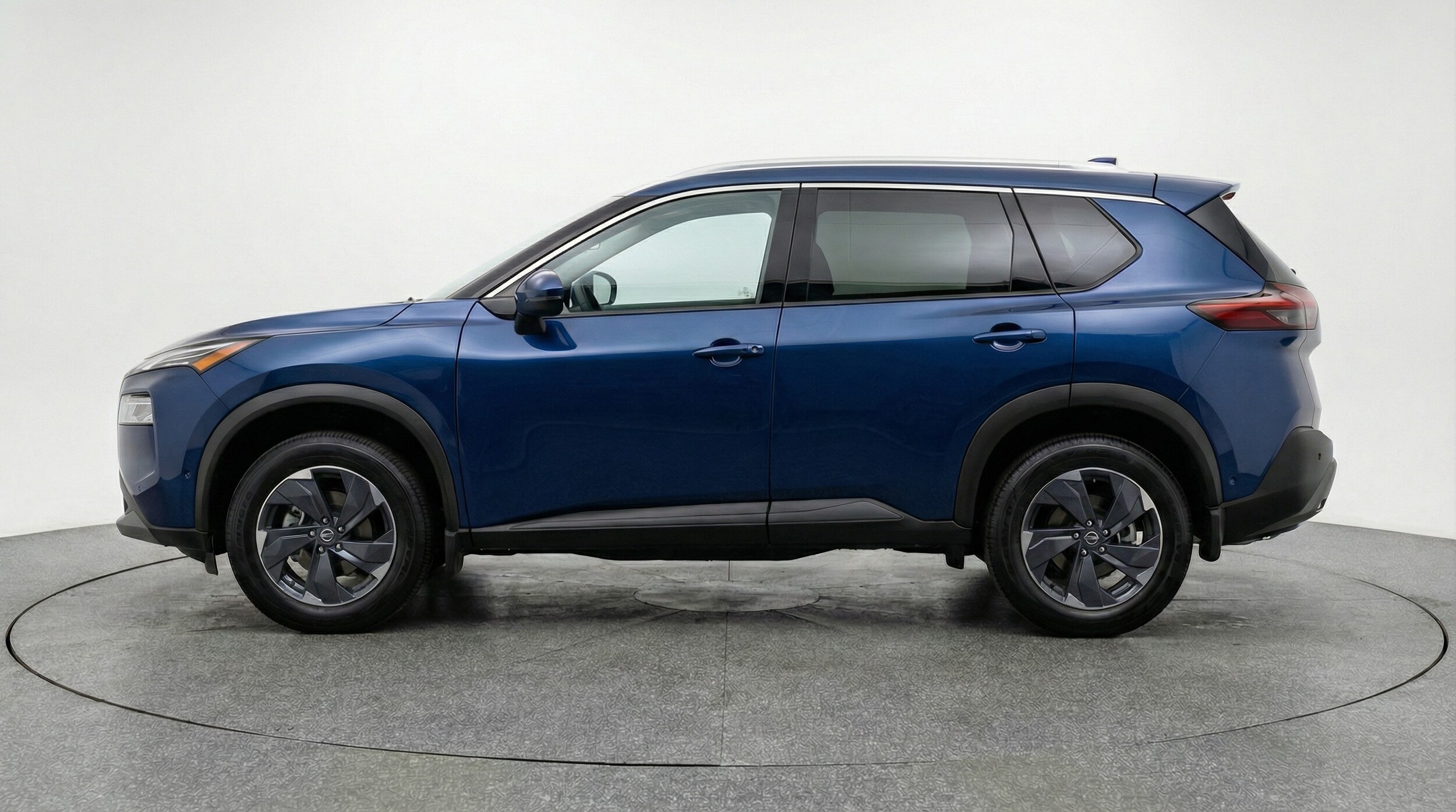 Thumbnail: 2025 Nissan Rogue - 4