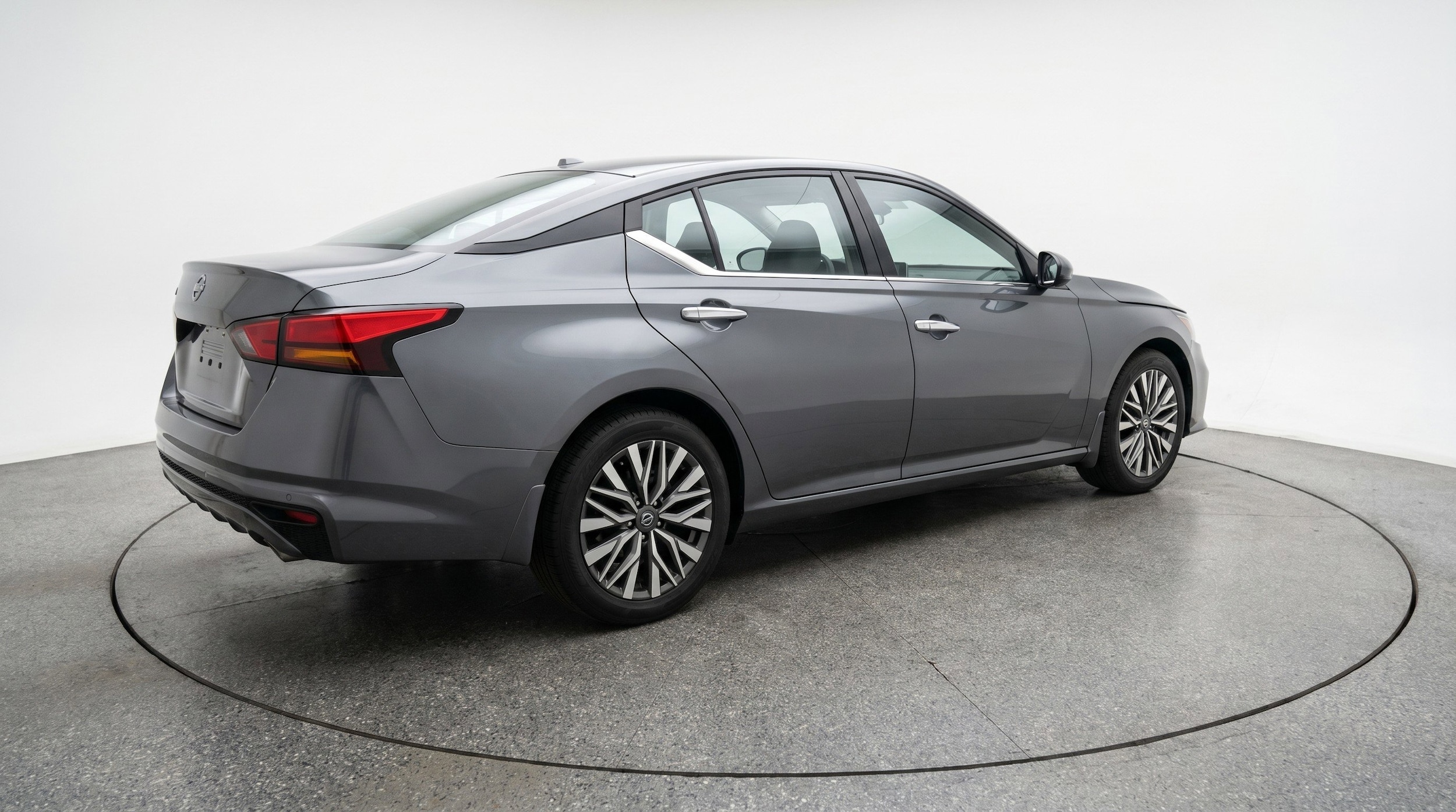 Thumbnail: 2025 Nissan Altima - 9