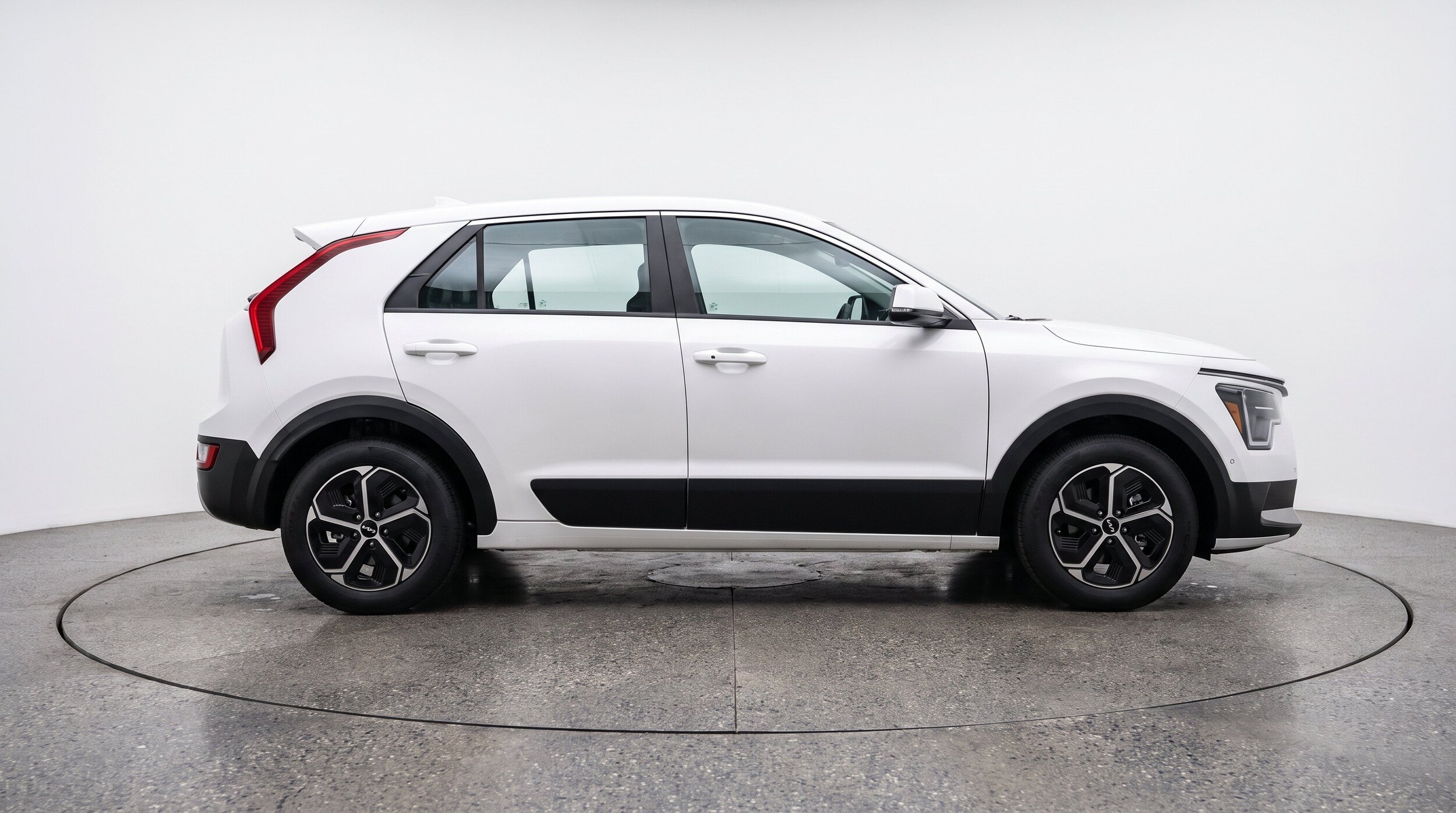 Thumbnail: 2026 Kia Niro - 11