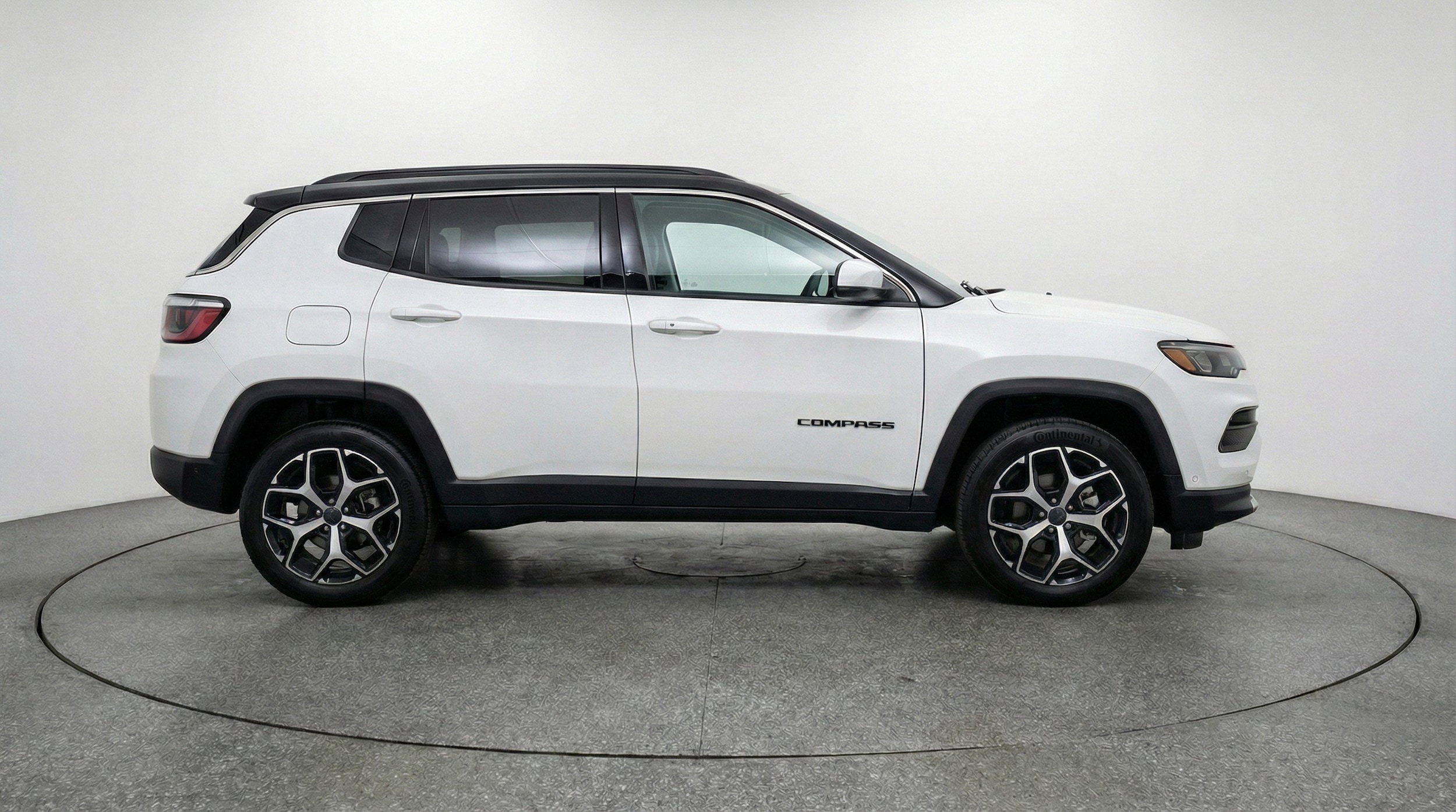 Thumbnail: 2025 Jeep Compass - 11