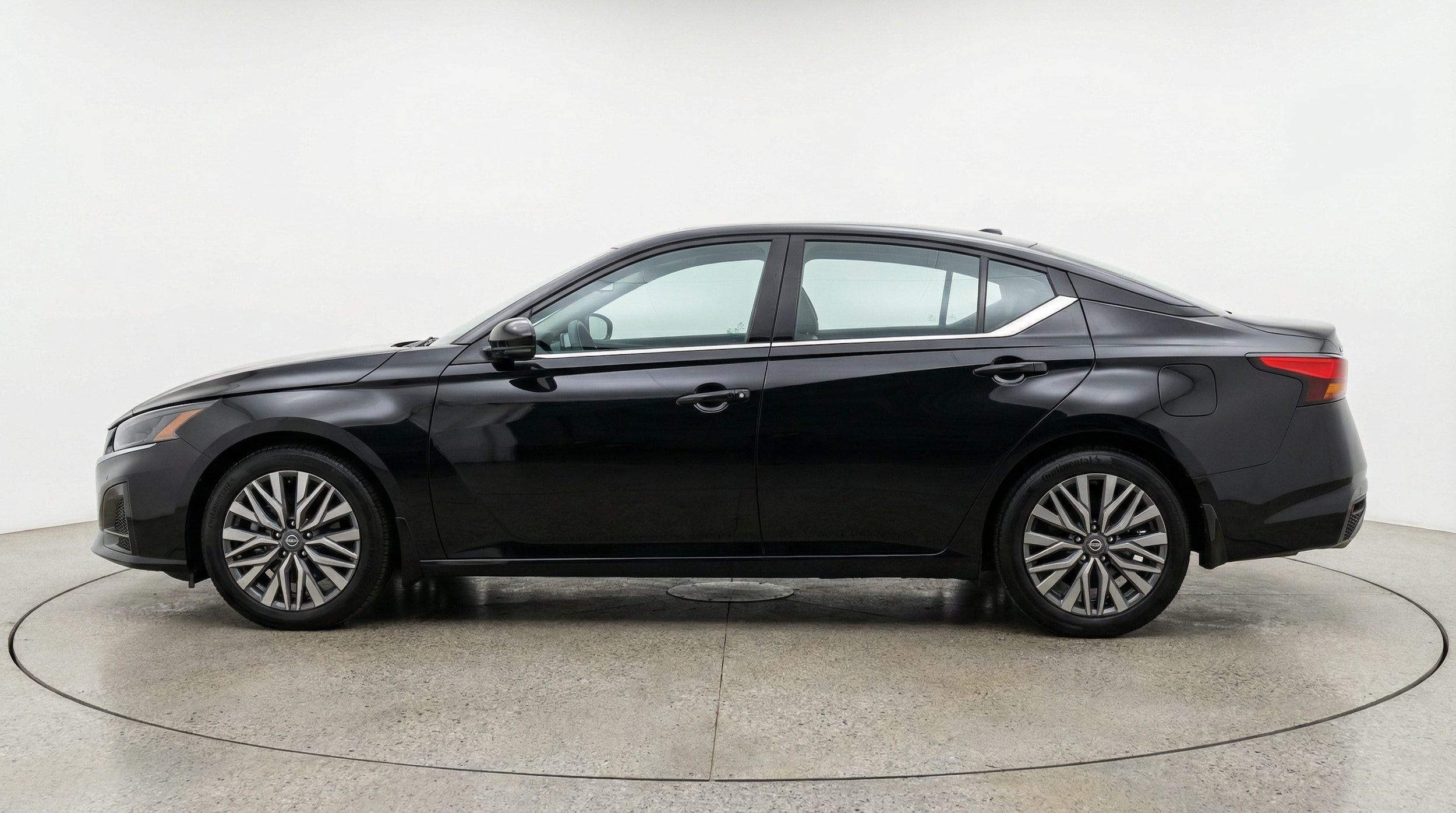 Thumbnail: 2025 Nissan Altima - 4