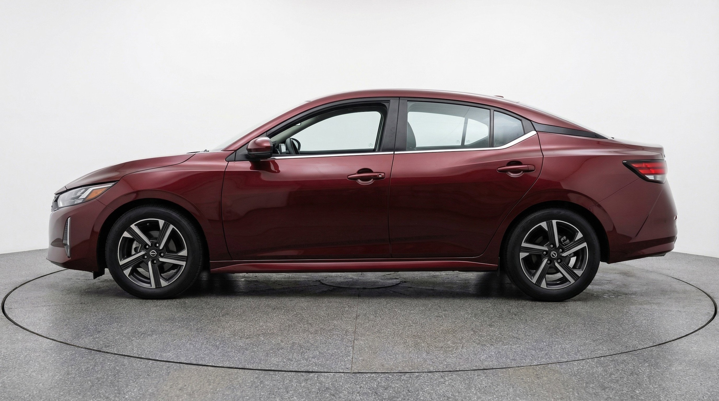 Thumbnail: 2025 Nissan Sentra - 5