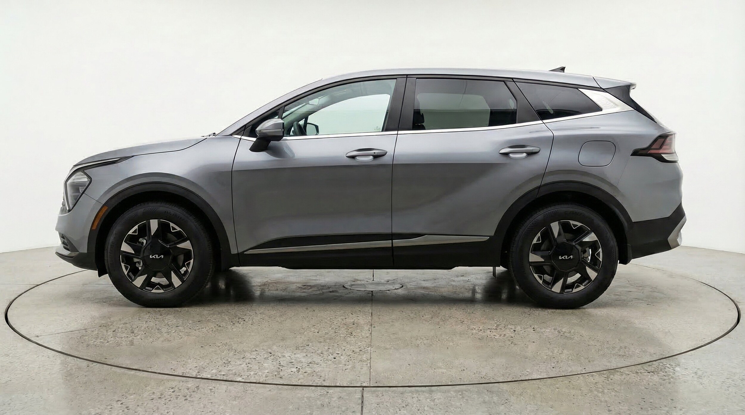 Thumbnail: 2026 Kia Sportage - 5